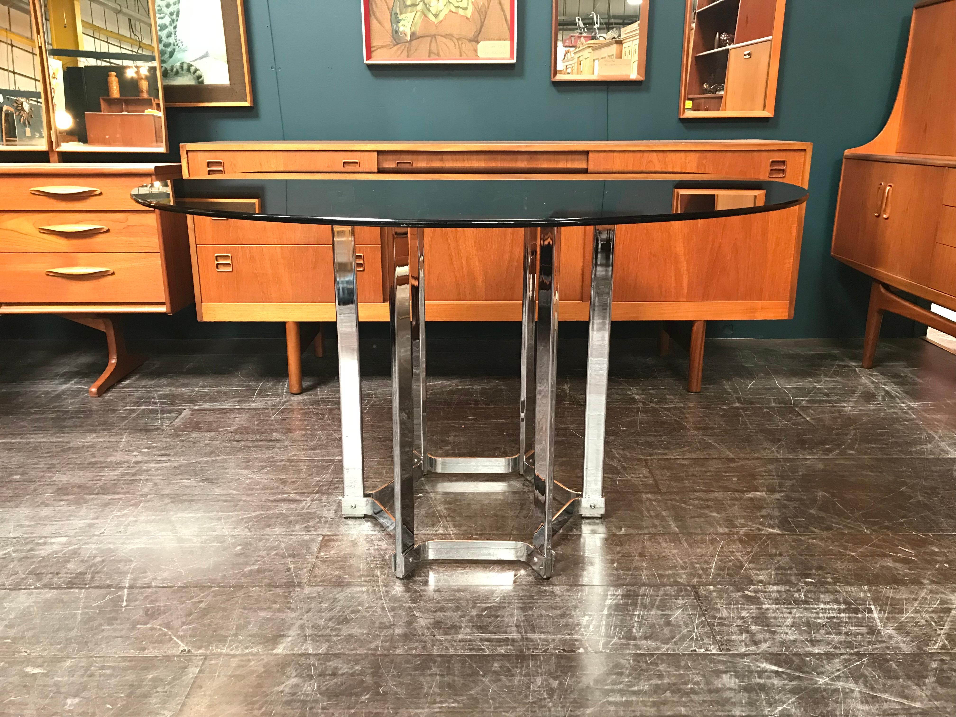Mid Century Chrome & Glass Table by Richard Young for Merrow with 4 Chairs For Sale 1