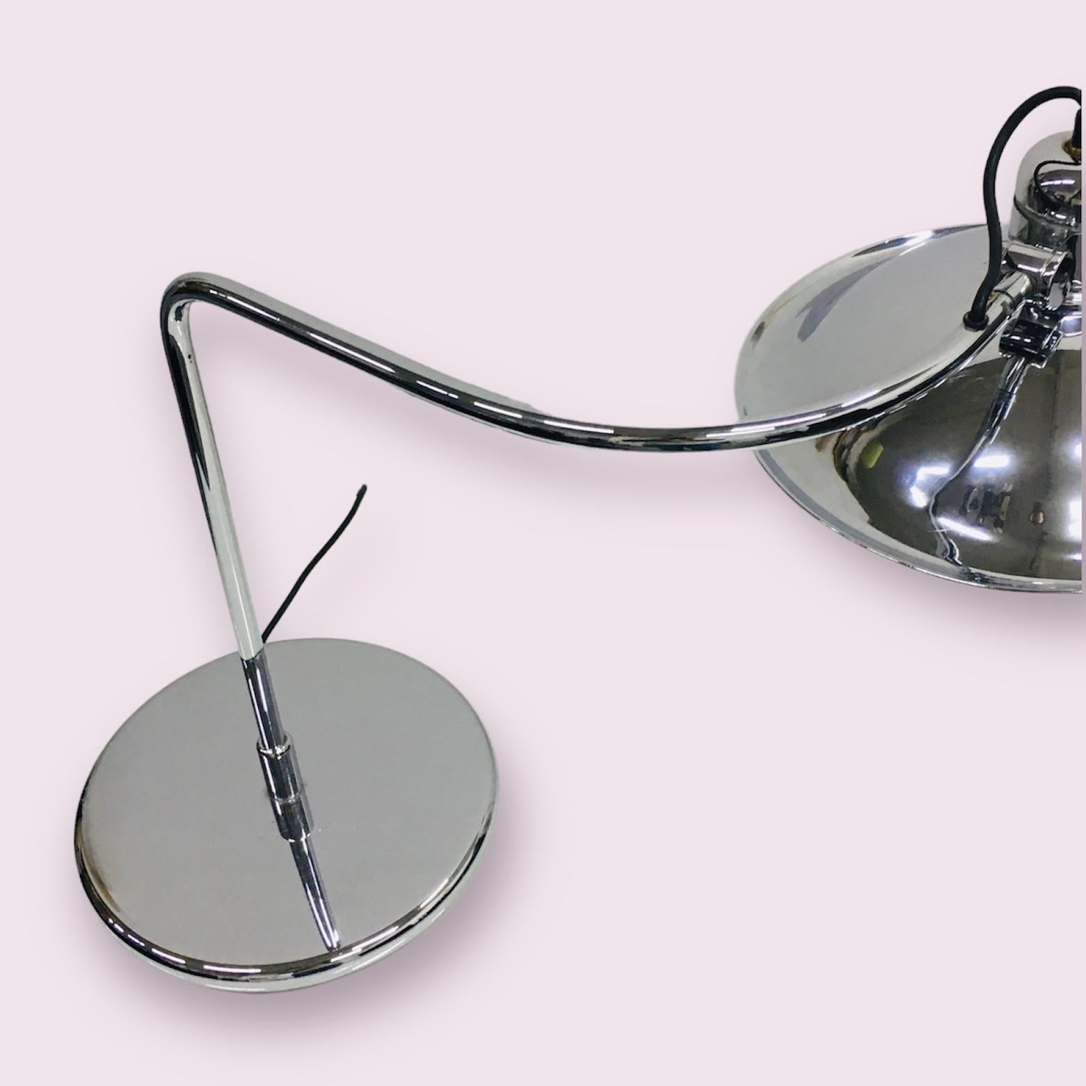 Mid-Century Modern Mid-Century Chrome Plated Industrial Swing Arm Table Lamp 1960s For Sale