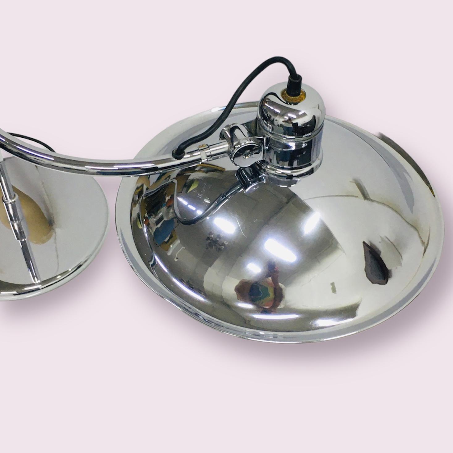Mid-Century Chrome Plated Industrial Swing Arm Table Lamp 1960s In Good Condition For Sale In Budapest, HU