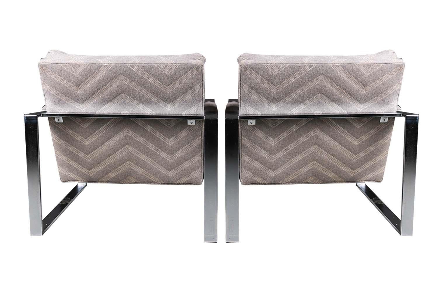 Late 20th Century Midcentury Chrome Lounge Chairs Milo Baughman Style Pair For Sale