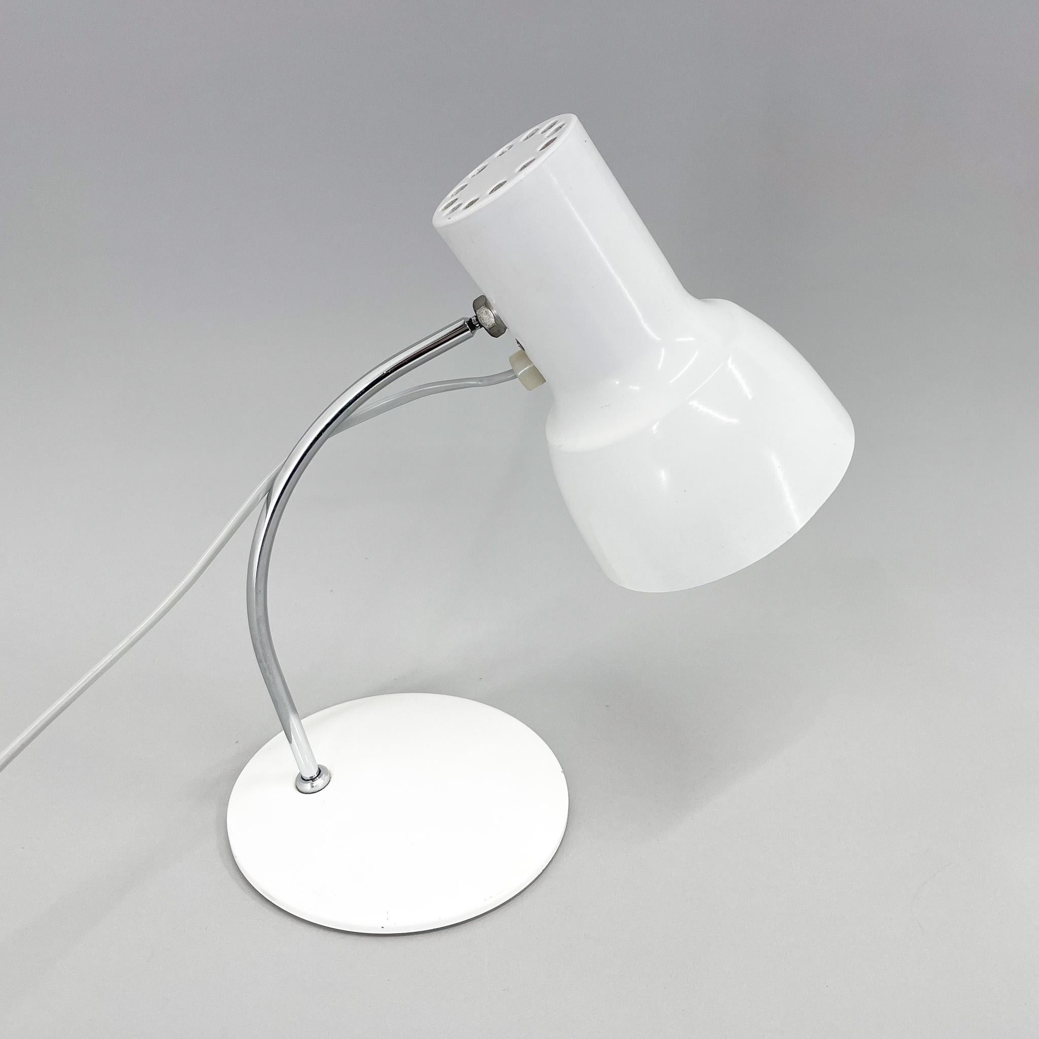 Métal Lampe de table ou de chevet mi-siècle en métal et chrome, 1970 en vente