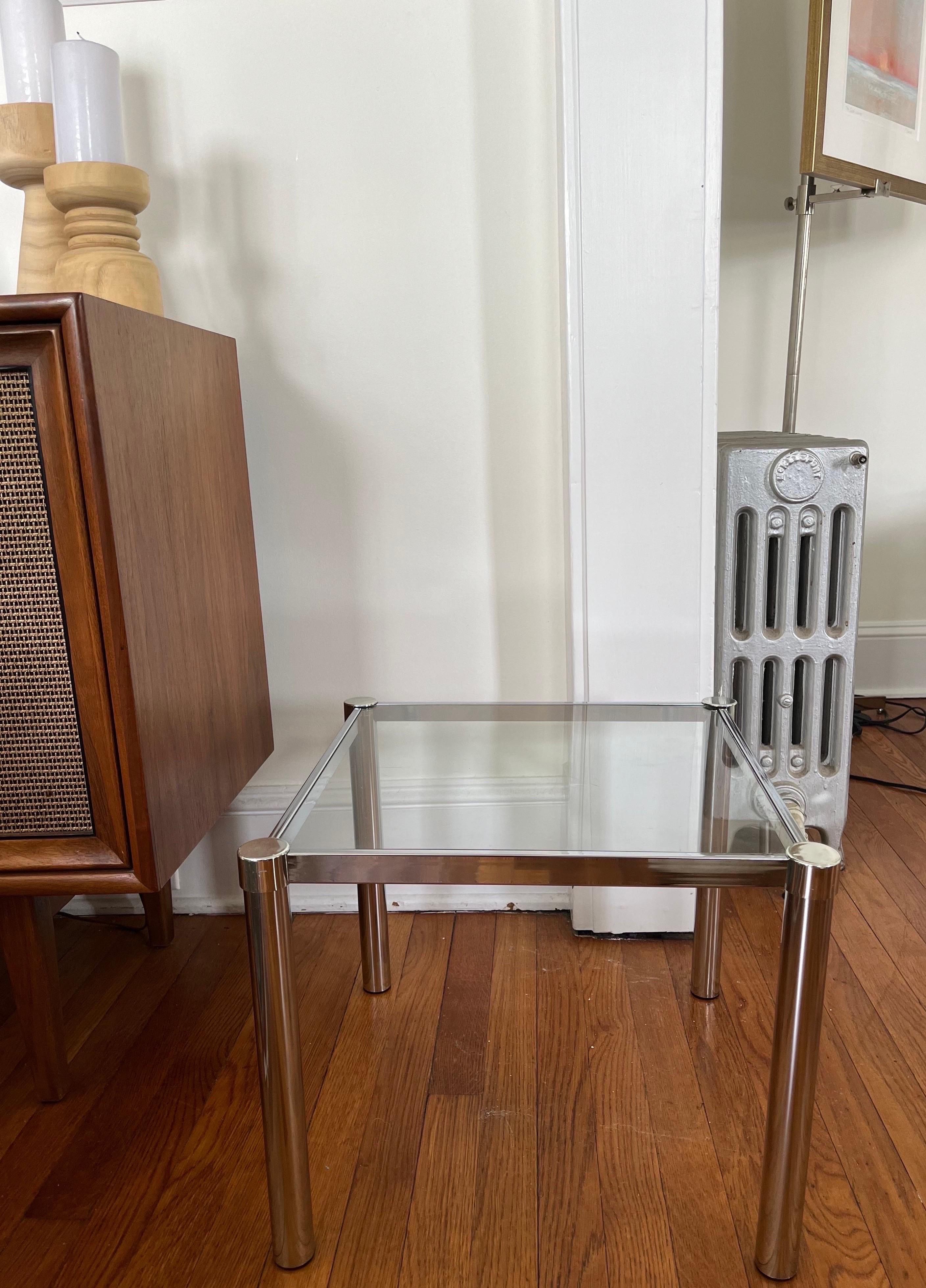 Classic 70's Chrome and glass nesting tables. Tubular frames with caps to hold glass in place. Great mod vibes. Can be disassembled for shipping.
Curbside to NYC/Philly $350