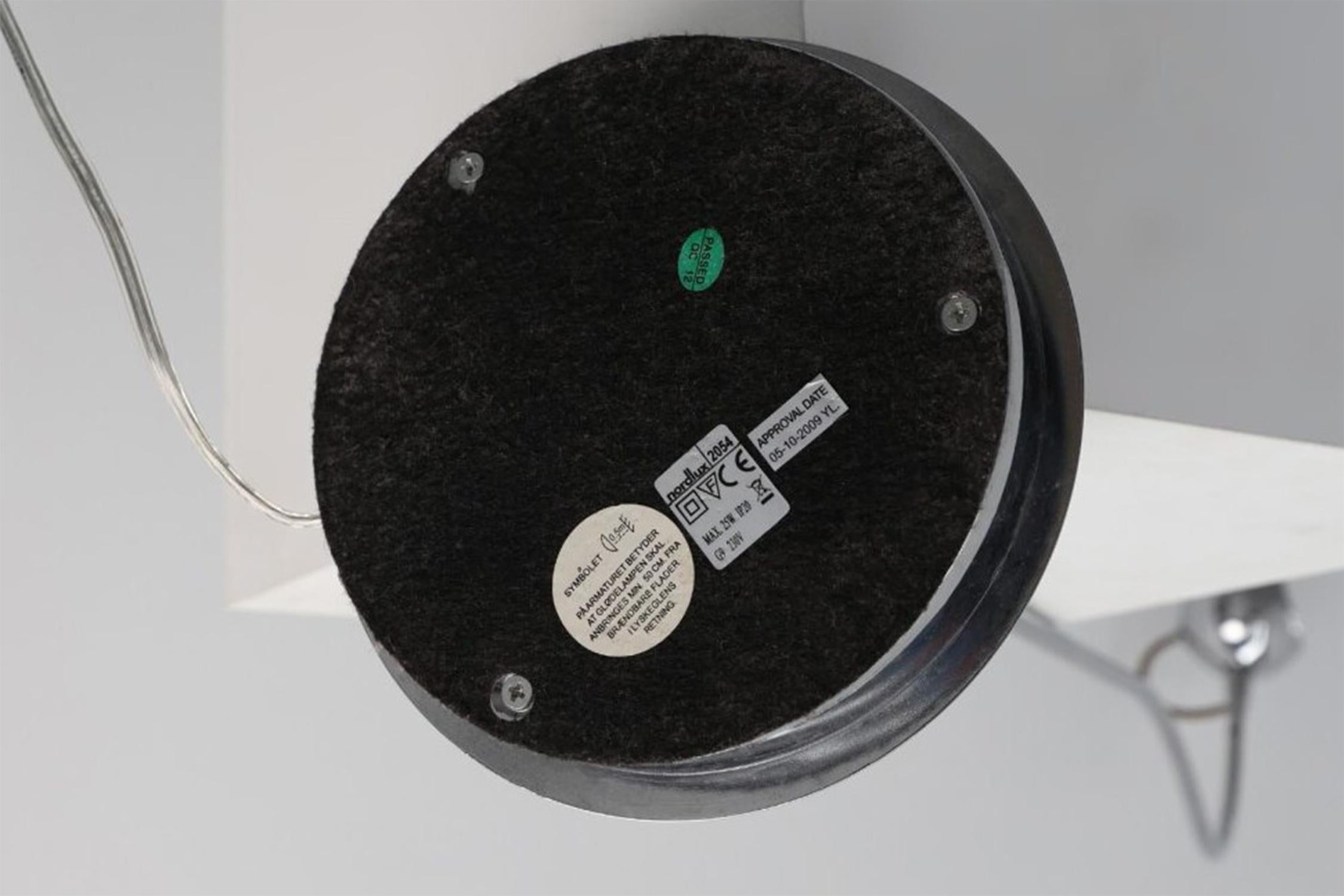 Lámpara de pie cromada de mediados de siglo de Nordlux, Dinamarca Años 70 en venta 4