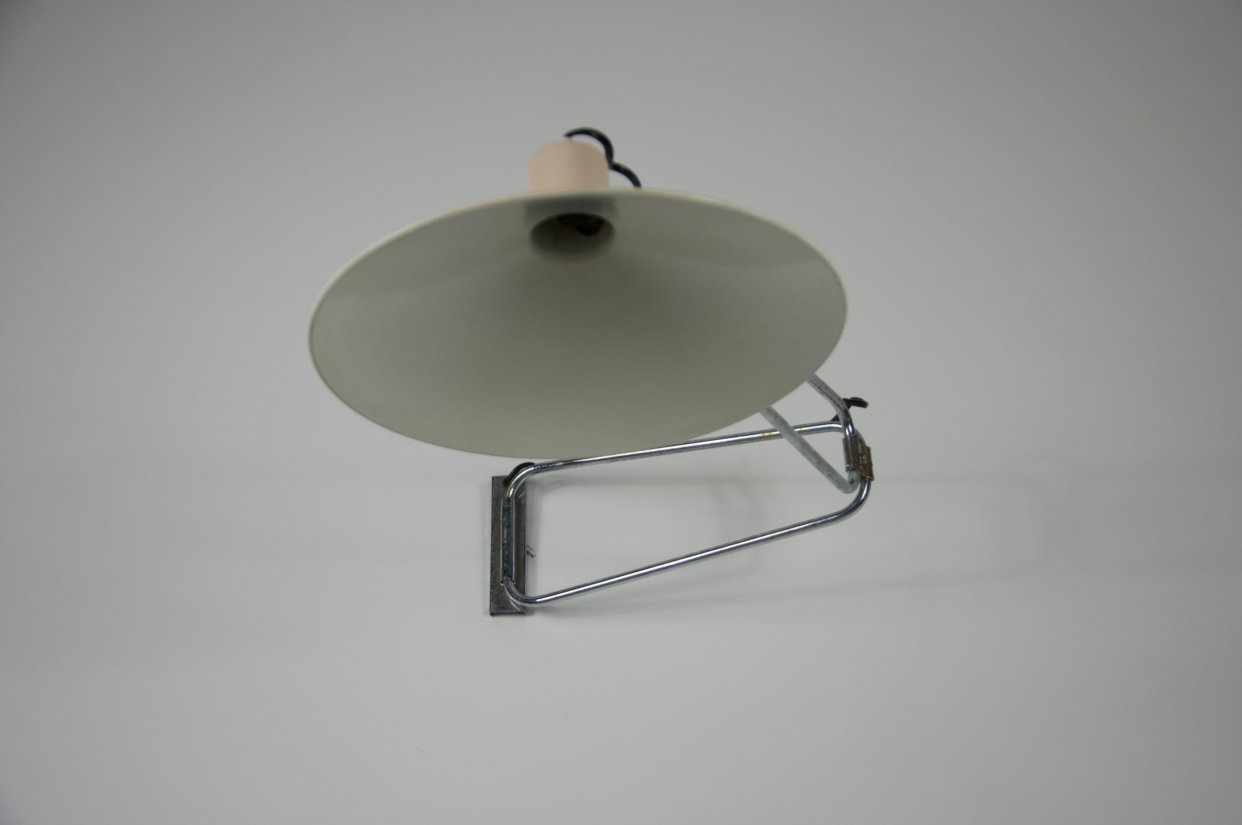 Lampada da parete a braccio oscillante in cromo di metà secolo, Francia, anni '50 in vendita 8