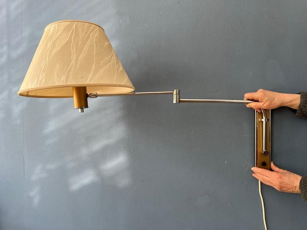 Mid Century Chrome Swing Arm Wall Lamp with Beige Shade, 1970's In Excellent Condition In ROTTERDAM, ZH