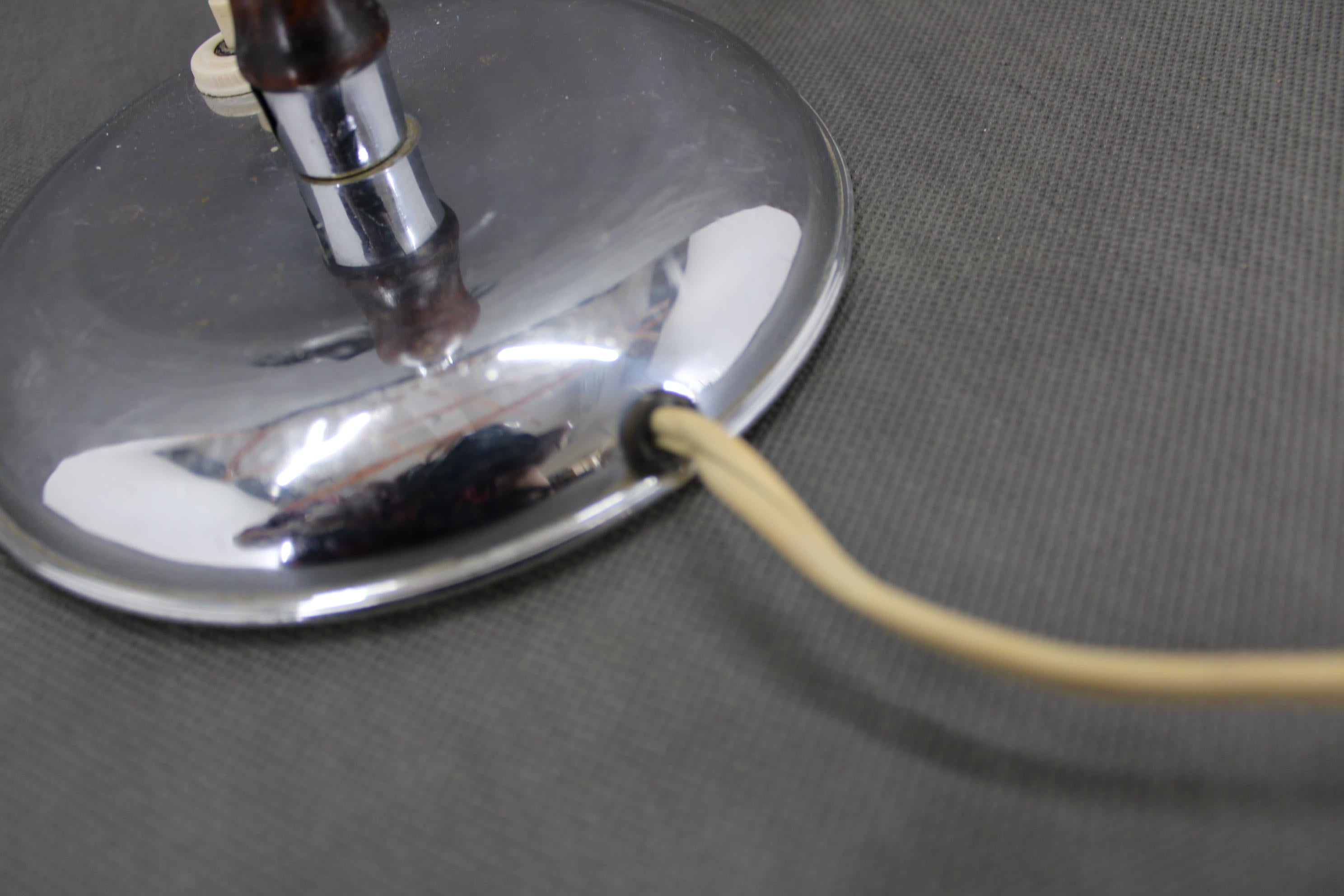 Chrom-Tischlampe aus der Mitte des Jahrhunderts, 1930er Jahre, Tschechoslowakei im Angebot 4