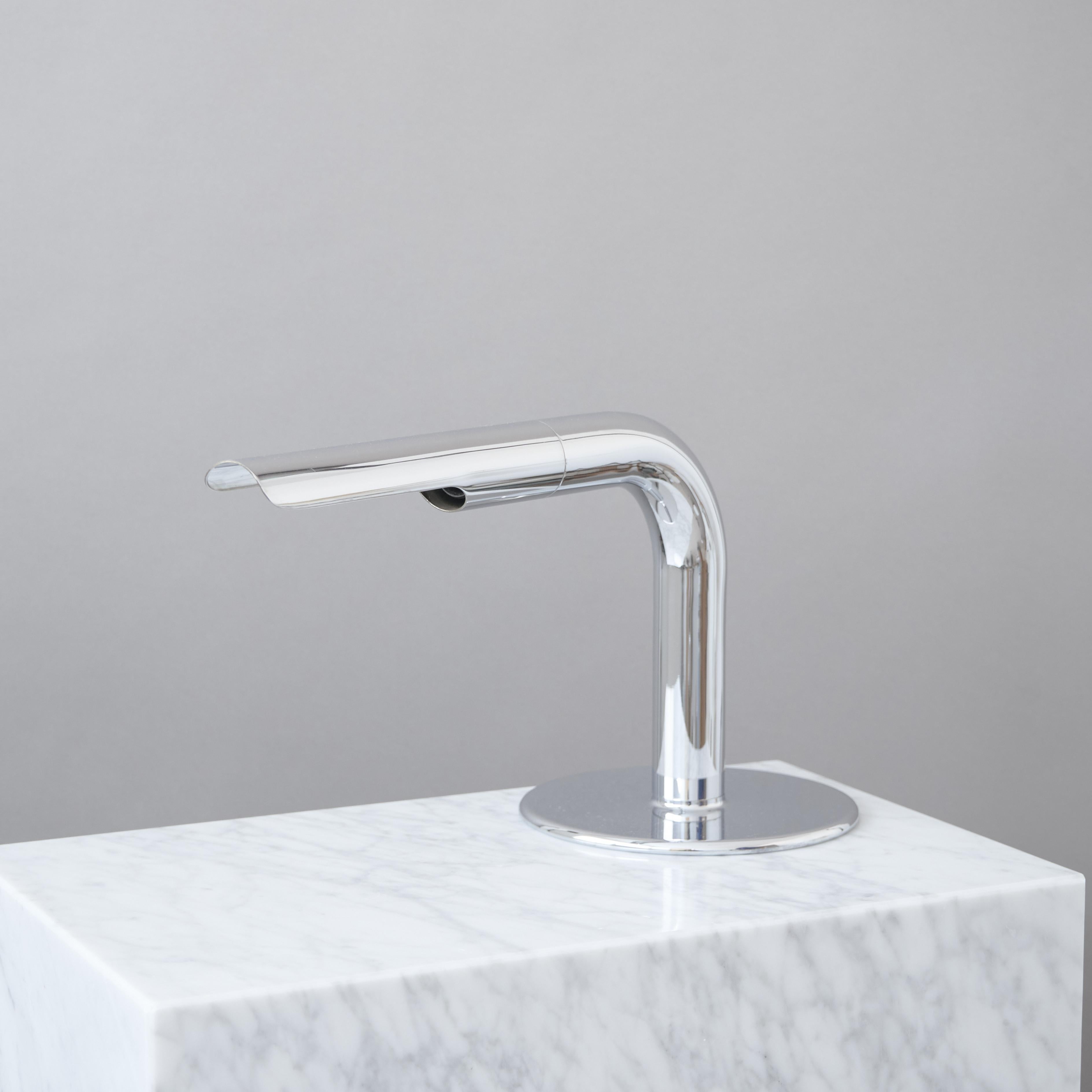 20th Century Mid-century Chrome Table Lamp 'Gulp' by Ingo Maurer for Design M, Germany, 1960s For Sale