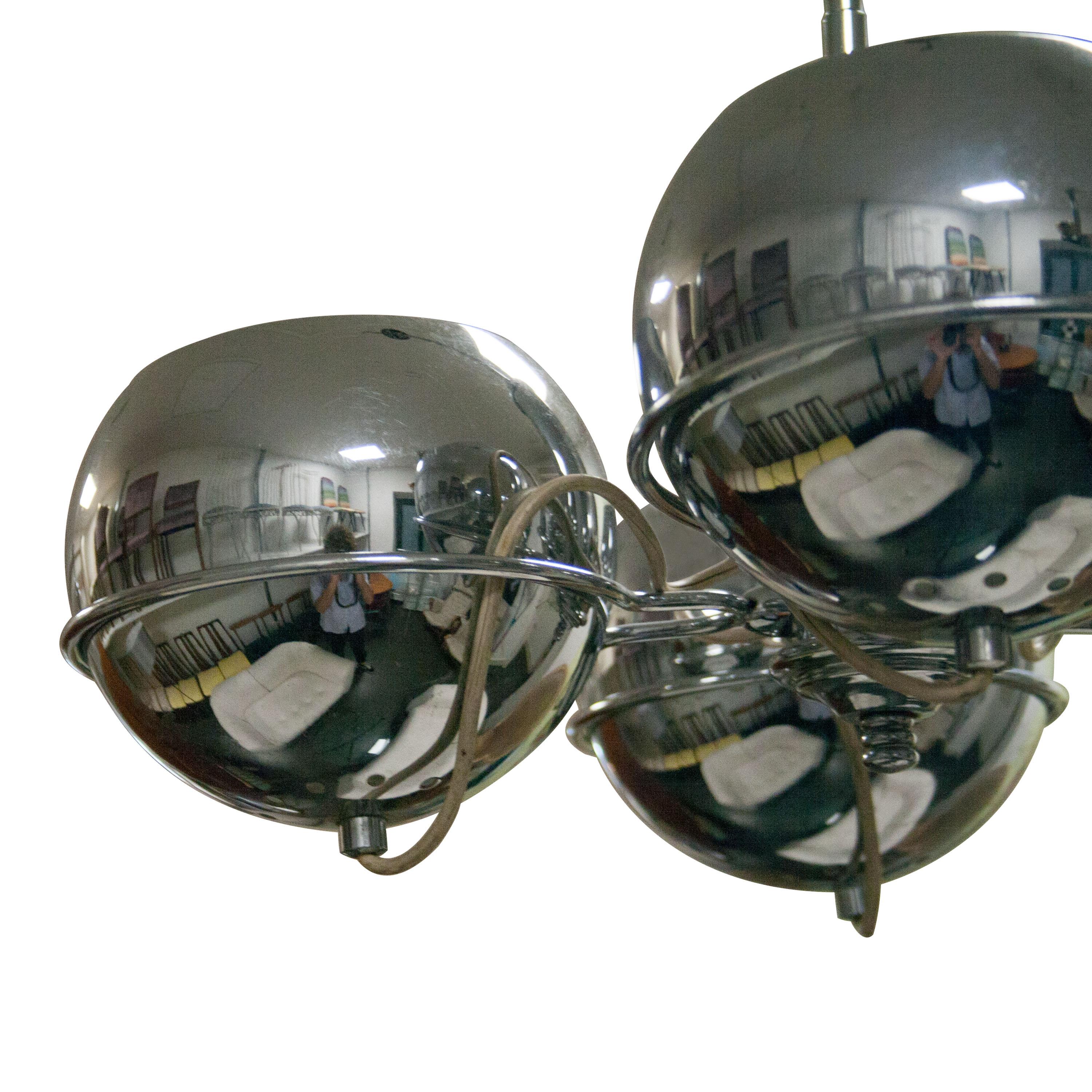 Mid-Century Modern Mid-Century Chromed Spheres Pendant Lamp, Italy, 1970 For Sale