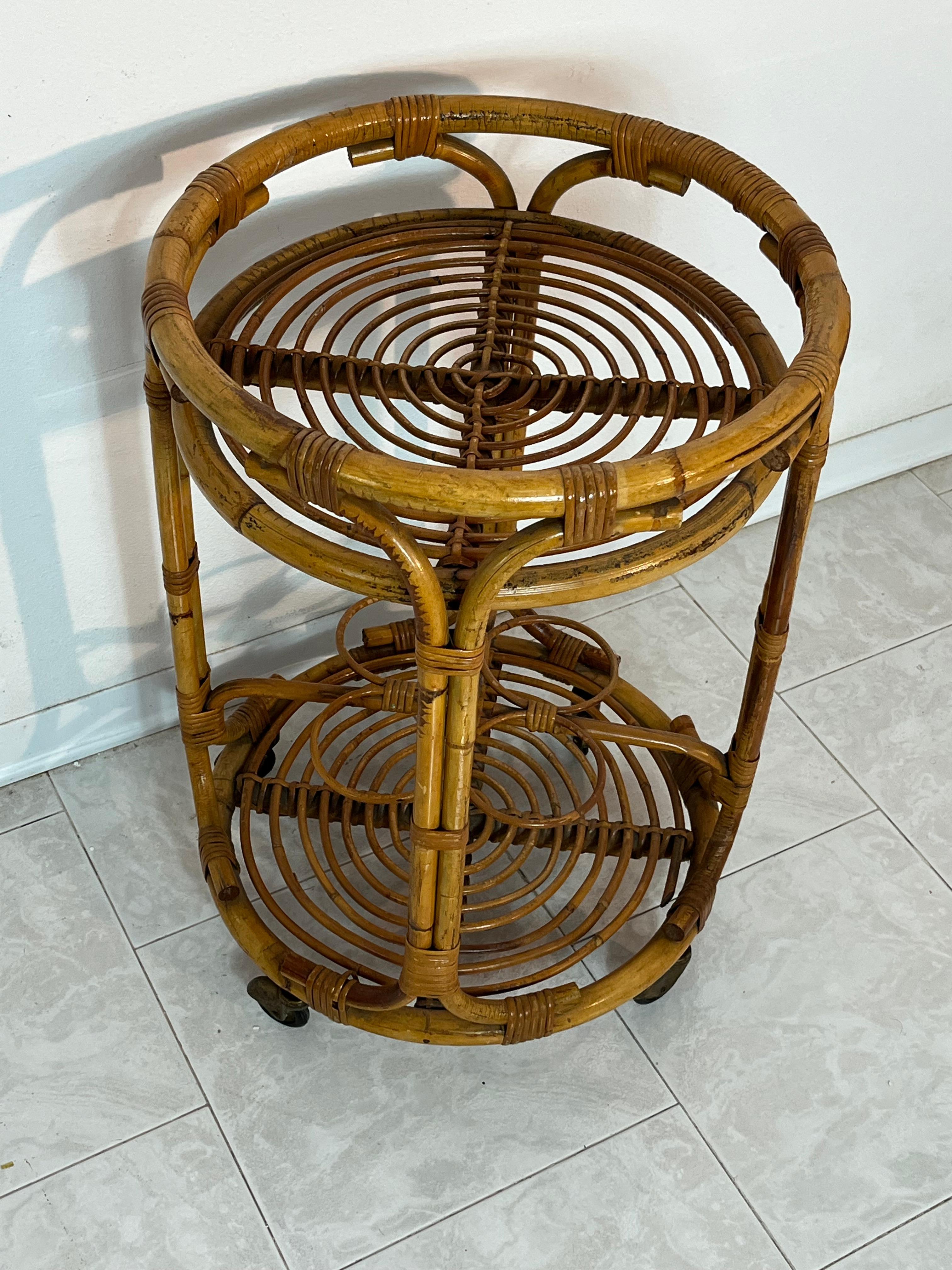 Mid-20th Century Mid-century Circular Bamboo Bar Cart in the style of Franco Albini, 1960s For Sale