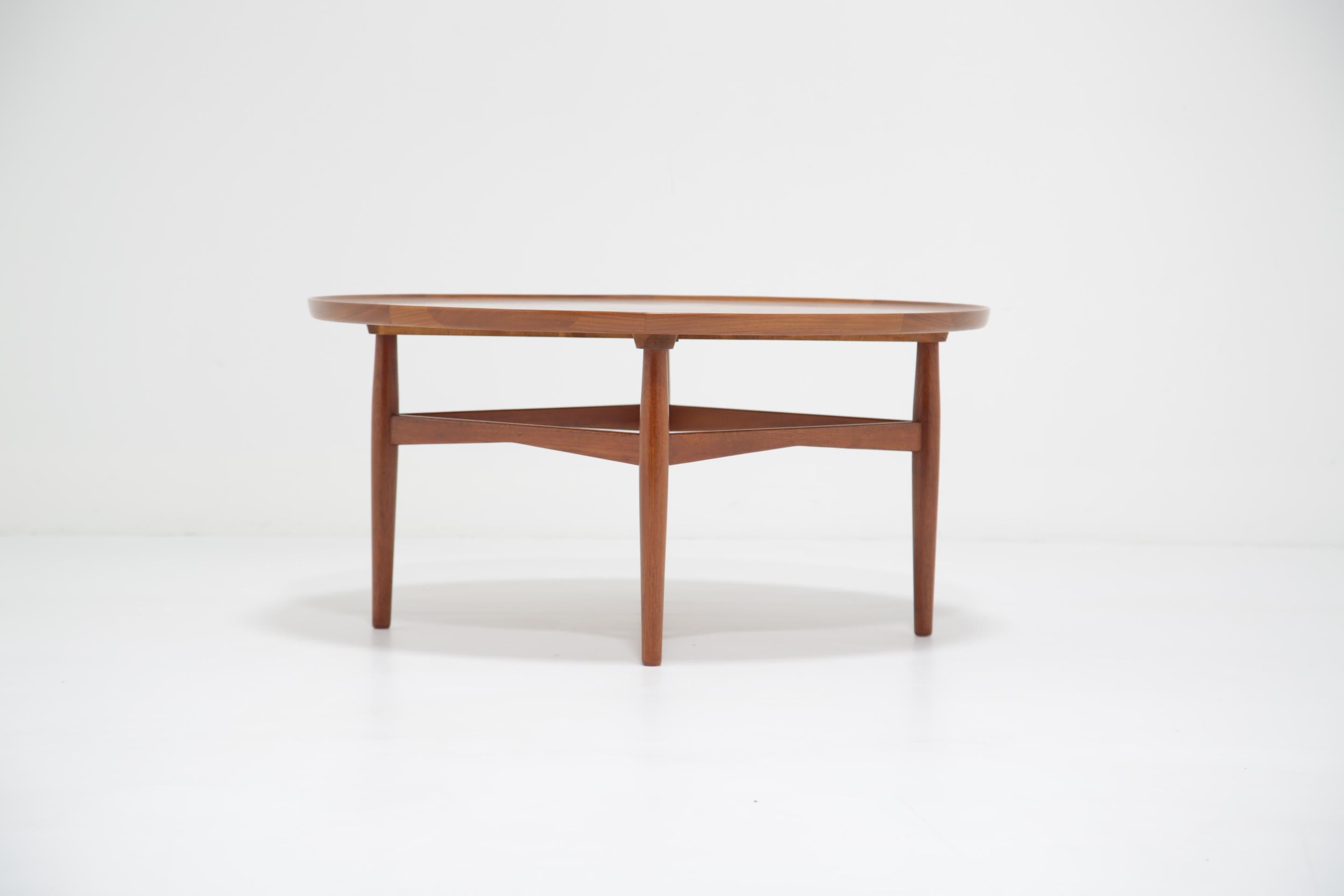 Mid-Century Circular Round Teak Coffee Table, Denmark, 1960s en vente 3