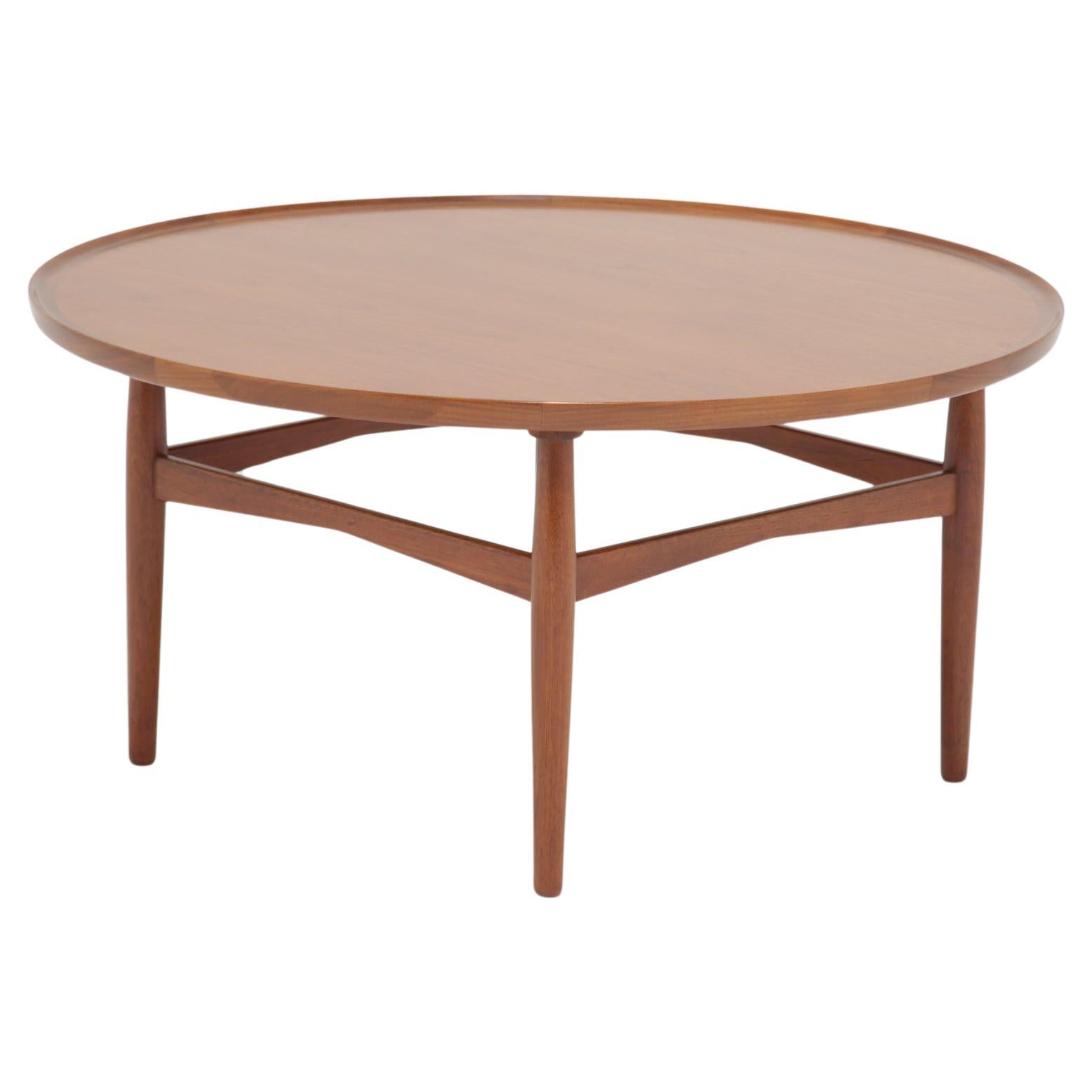 Mid-Century Circular Round Teak Coffee Table, Denmark, 1960s en vente