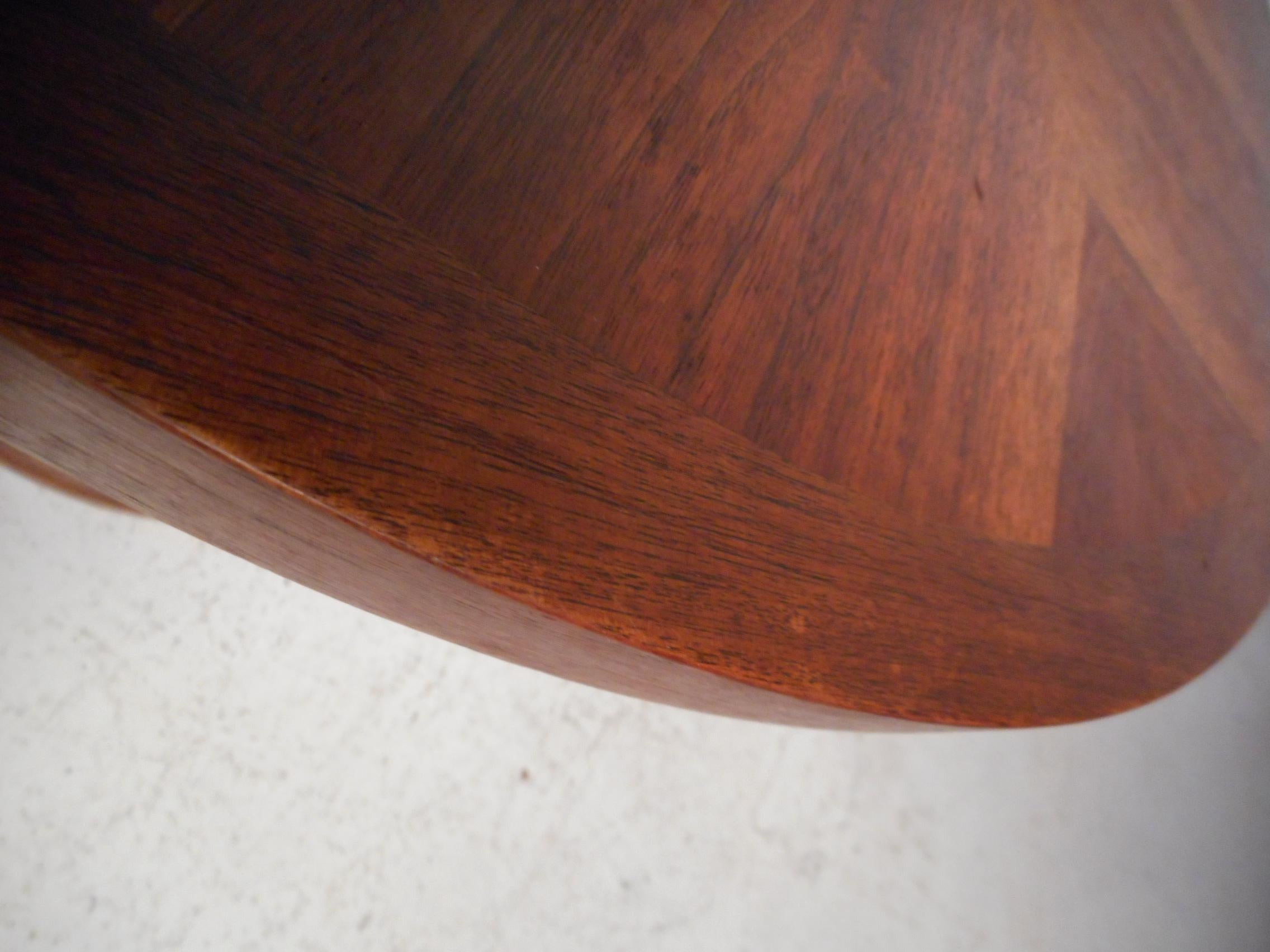 Mid-20th Century Midcentury Circular Side Table by Lane Furniture
