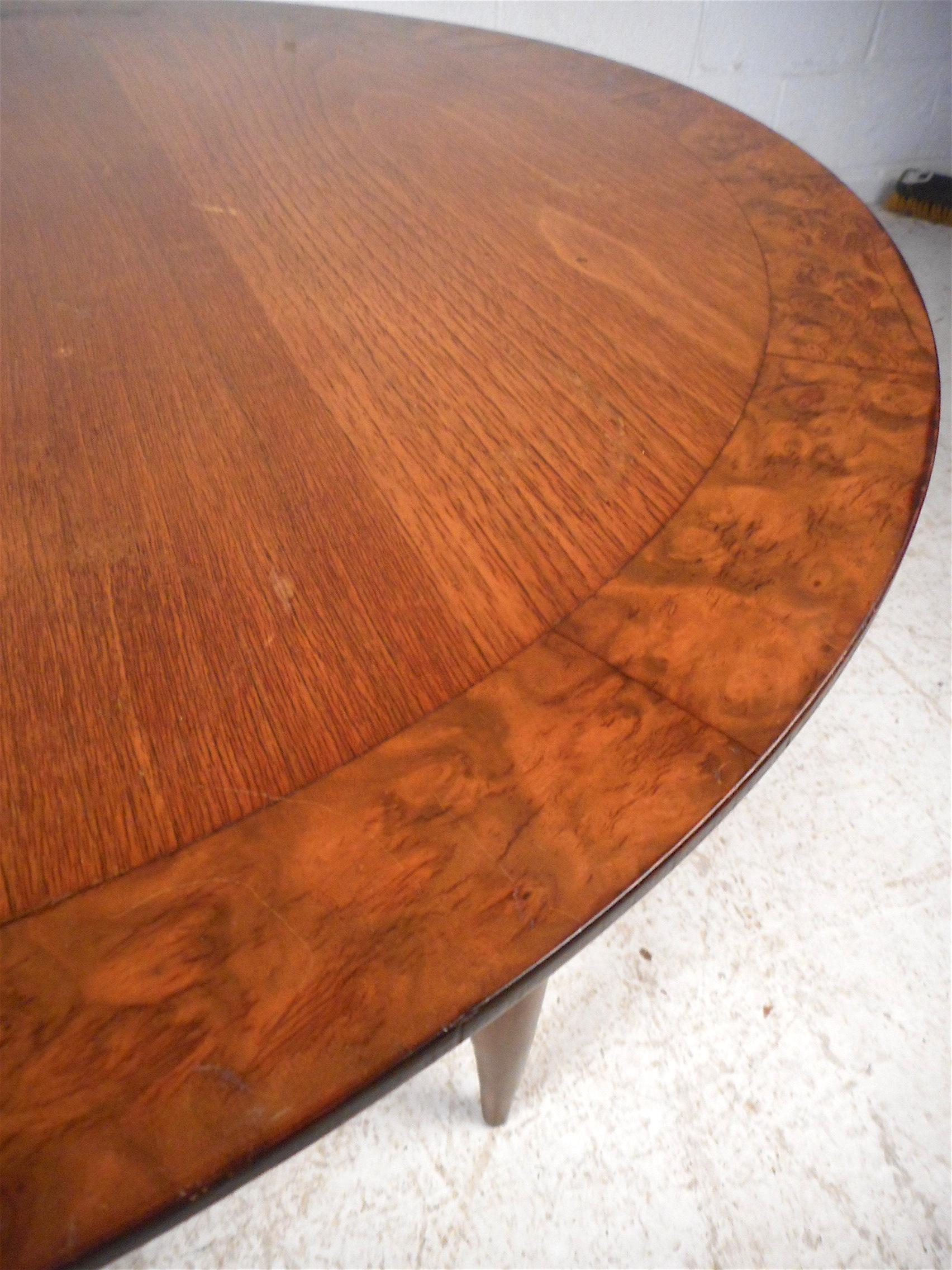 20th Century Midcentury Circular Table