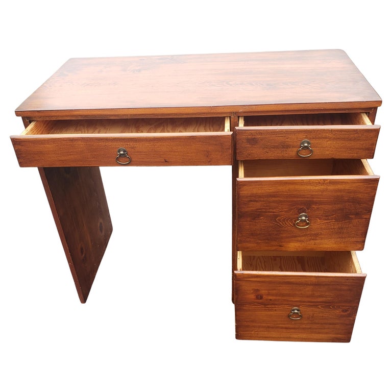 Midcentury Classic Four Drawer Pine Student Desk For Sale at 1stDibs