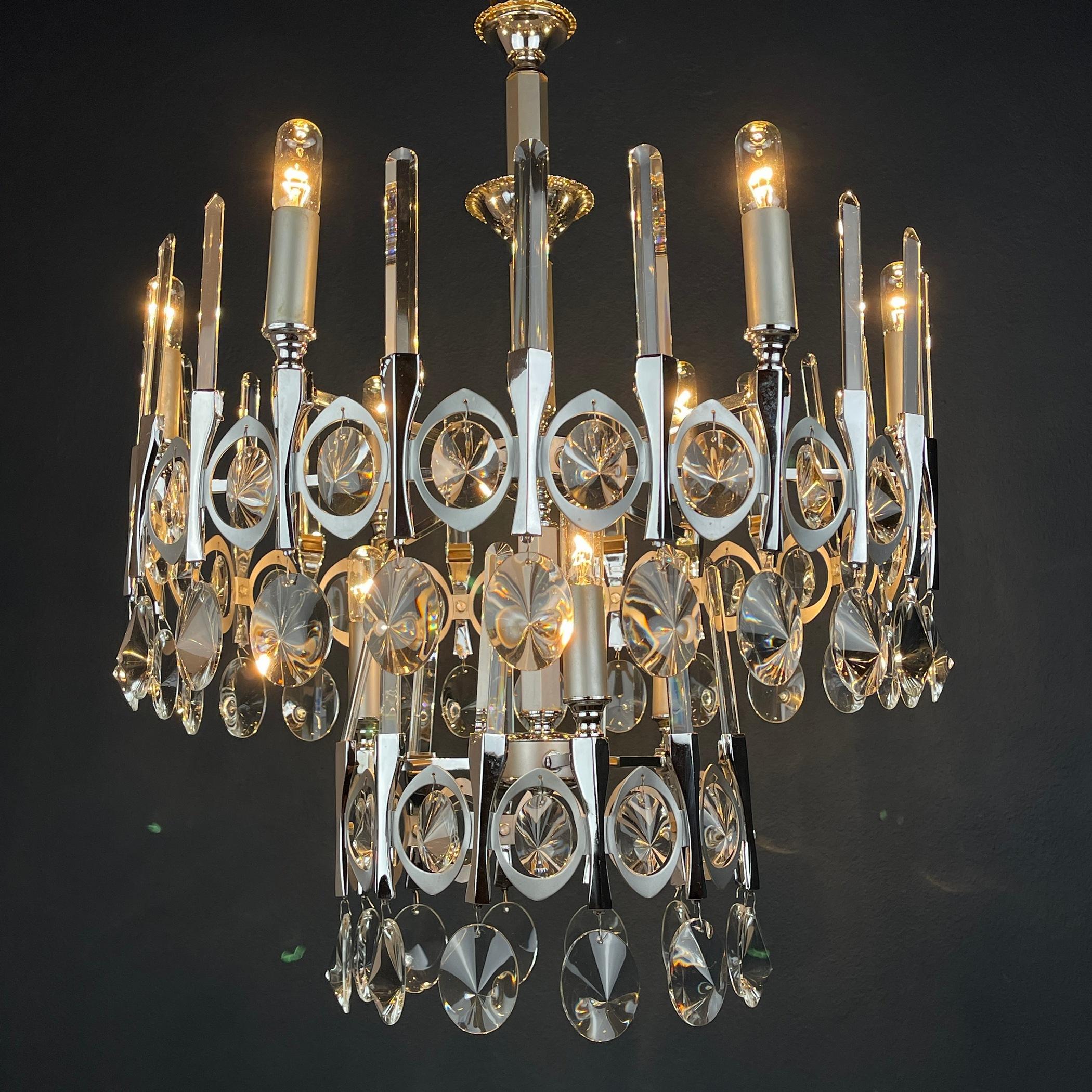 20th Century Mid-century classic glass chandelier by Gaetano Sciolari Italy 1970s For Sale
