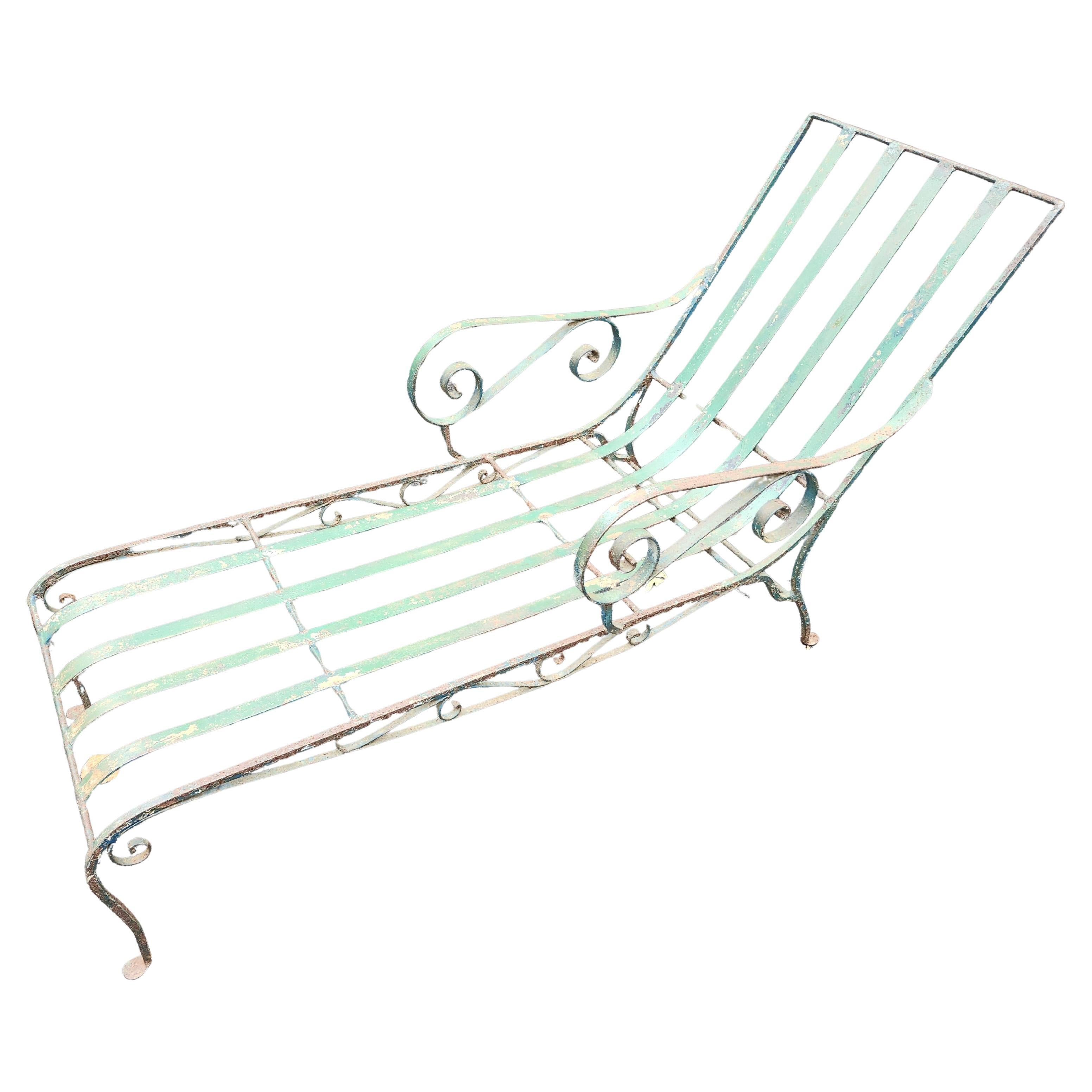Mid Century Classic Heavy Iron Chaise Lounge von Salterini C1945 restauriert im Angebot 5