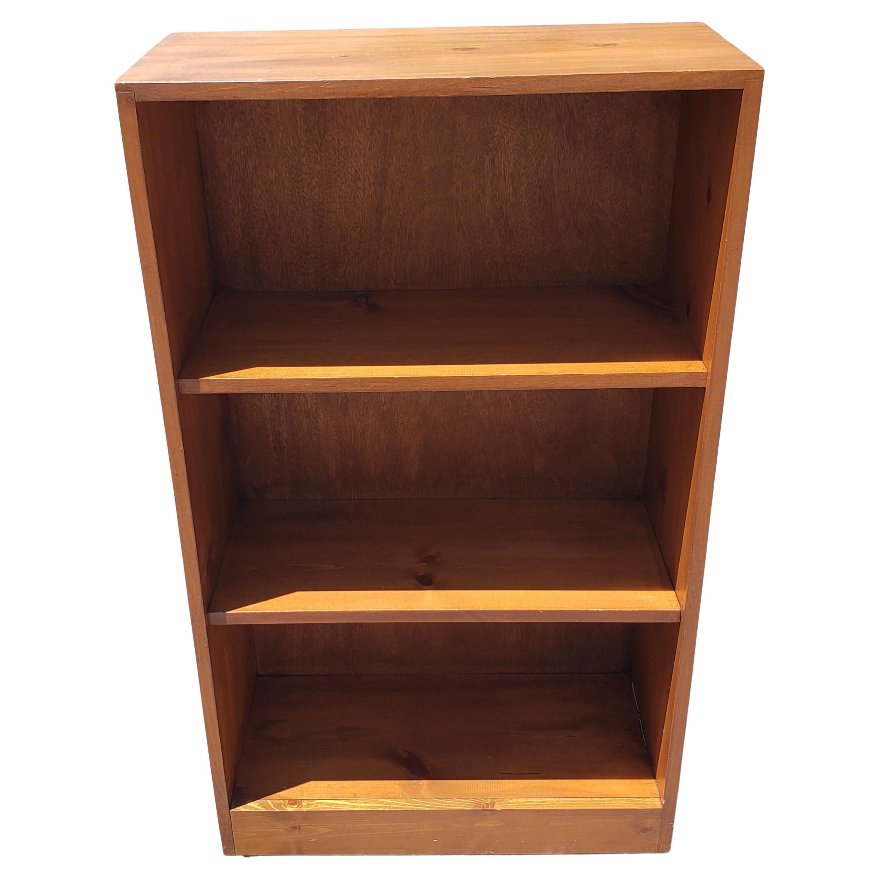 Mid-Century Classical American Stained Pine Bookcase For Sale