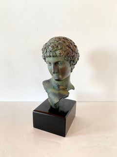 Riproduzione classica in stile Mid-Century della scultura “Testa di giovane”