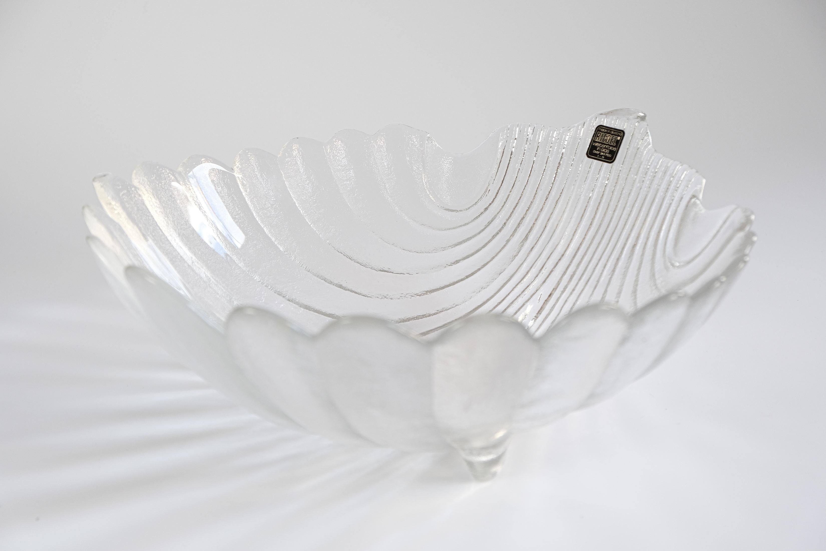 20ième siècle Claus Josef Riedel Grand bol en cristal du milieu du siècle pour RIEDEL, Autriche, années 1970 en vente