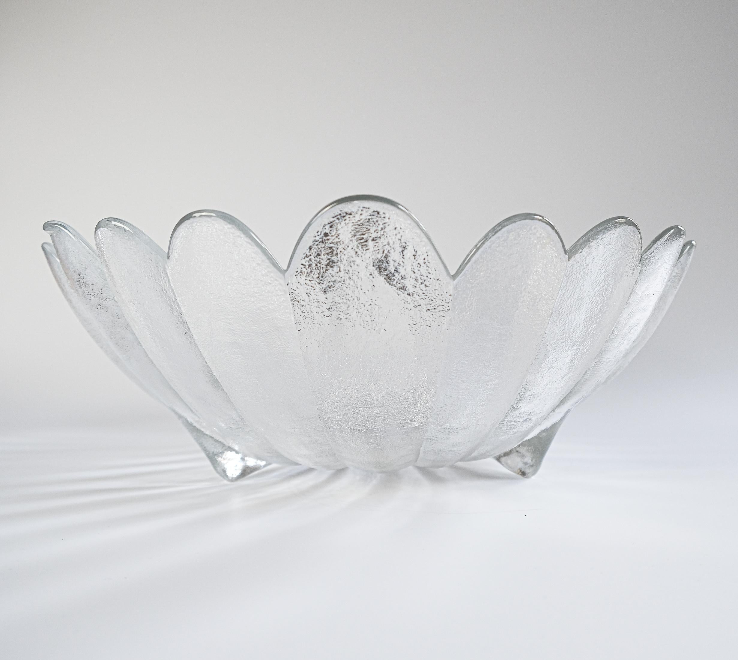 Claus Josef Riedel Grand bol en cristal du milieu du siècle pour RIEDEL, Autriche, années 1970 en vente 1