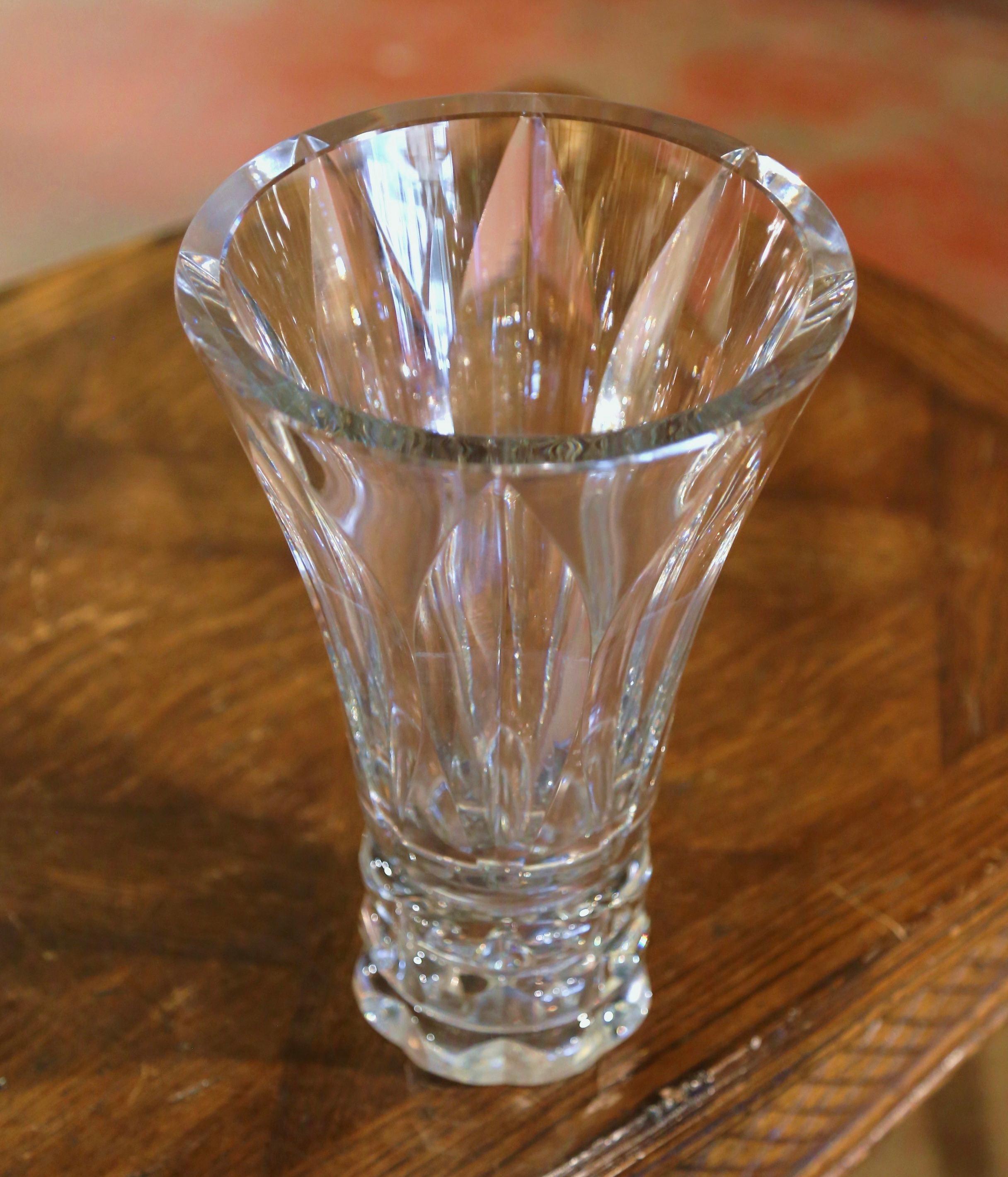 Mid-Century Clear Cut Crystal Trumpet Vase with Geometric Motifs In Excellent Condition For Sale In Dallas, TX