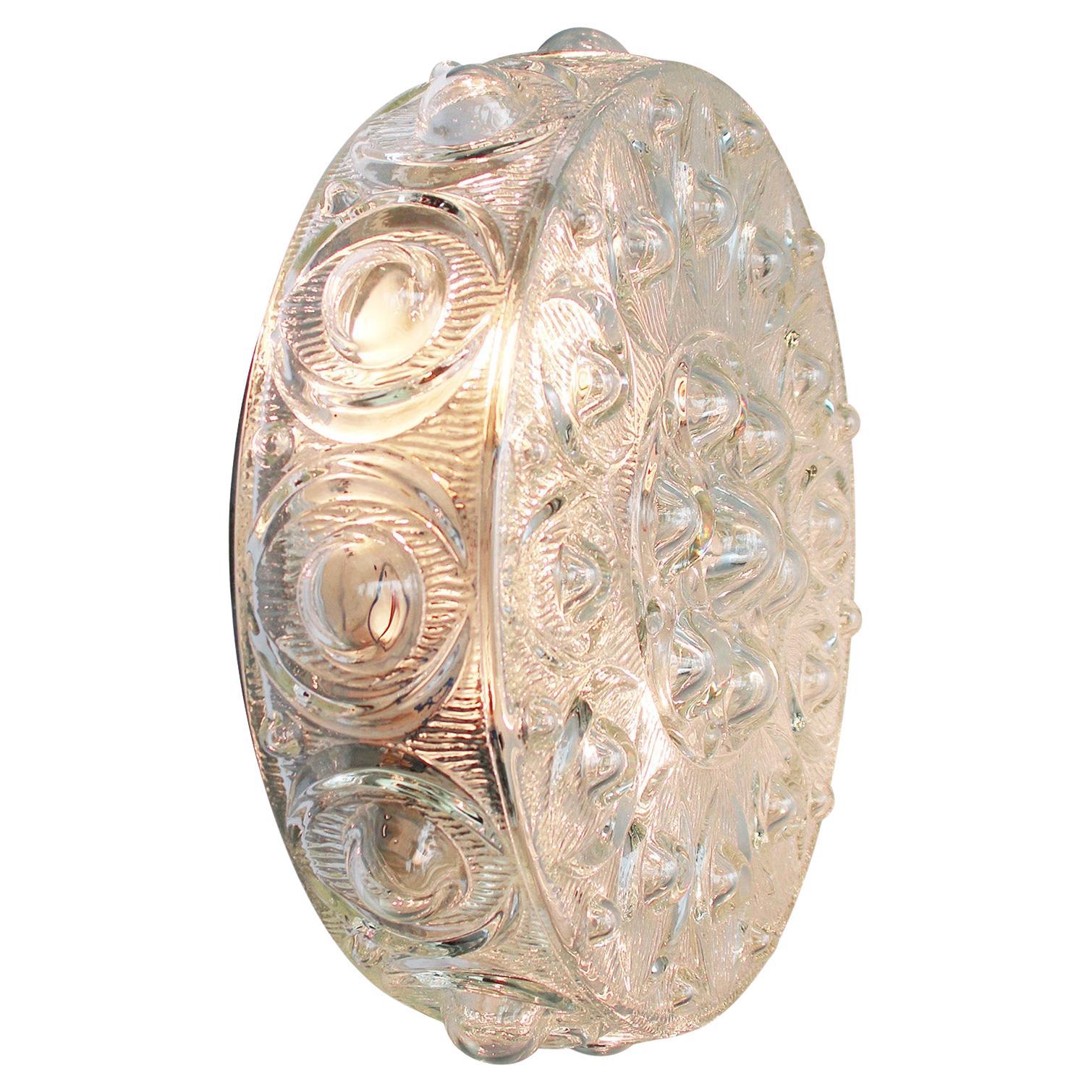 Appliques en verre clair du milieu du siècle Montures affleurantes