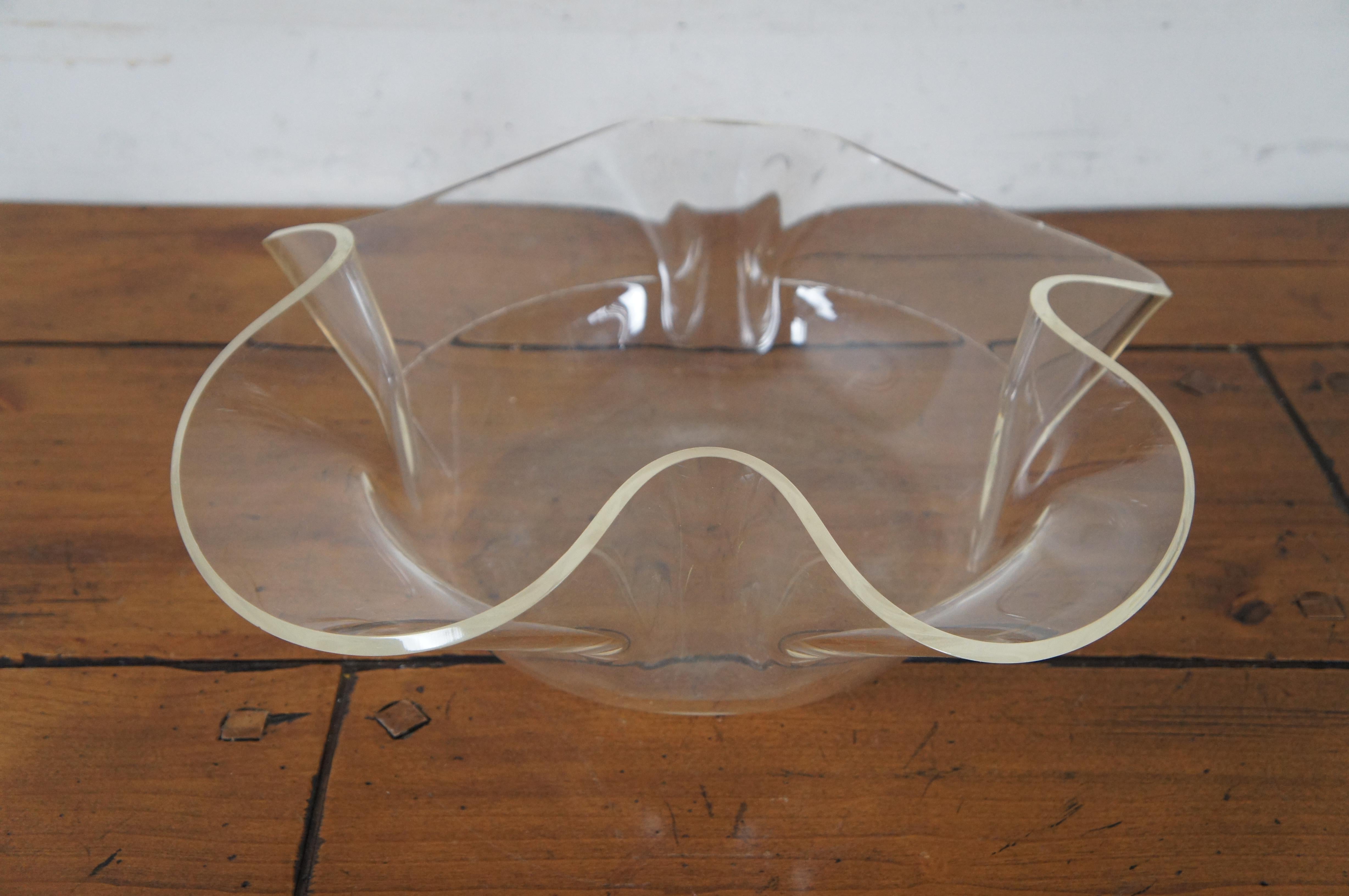 Mid Century Clear Lucite Centerpiece Serving Bowl Creamer Sugar Butter Dish In Good Condition In Dayton, OH