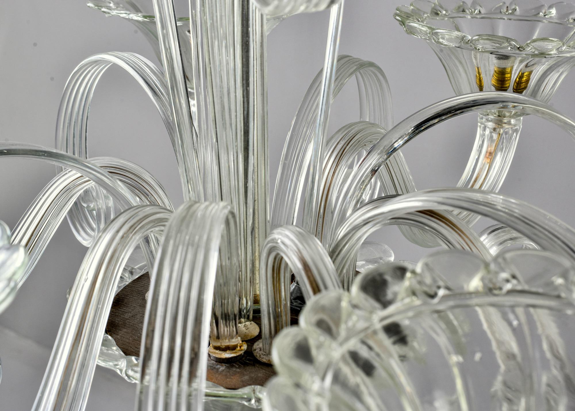Midcentury Clear Murano Glass Six-Light Chandelier In Good Condition For Sale In Troy, MI