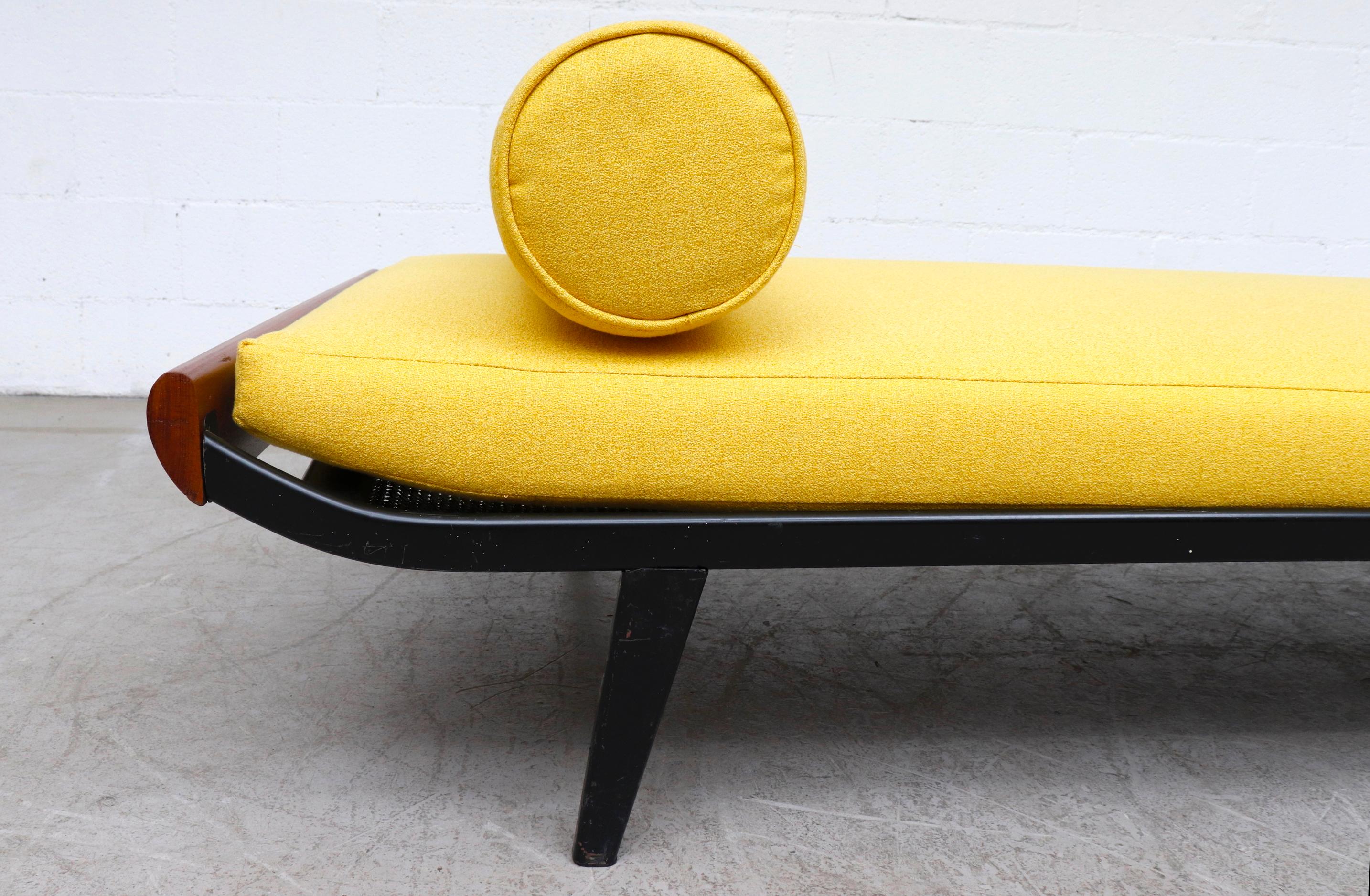 Enameled Midcentury 'Cleopatra' Daybed for Auping