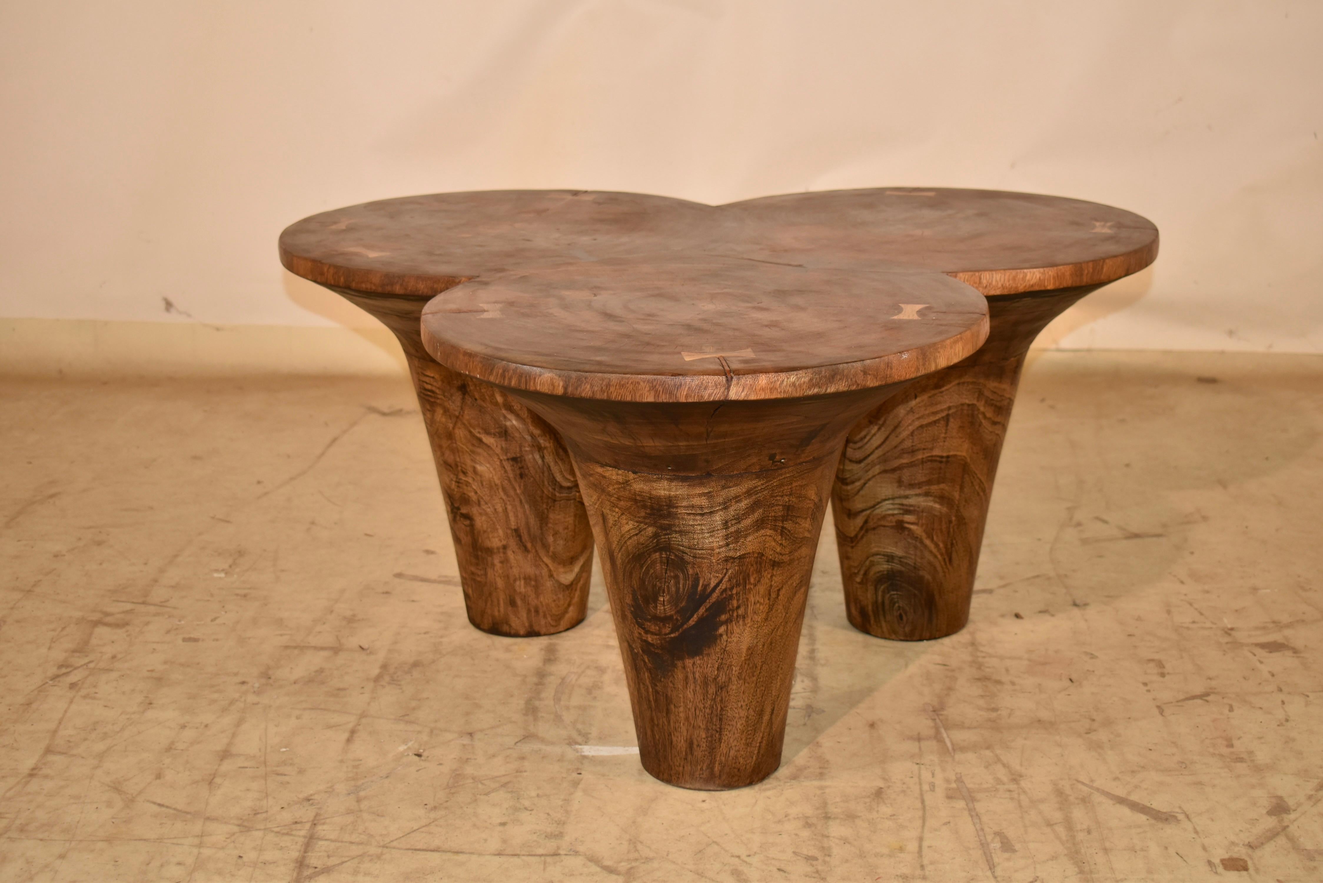 Mid-Century Clover Shaped Coffee Table For Sale 2