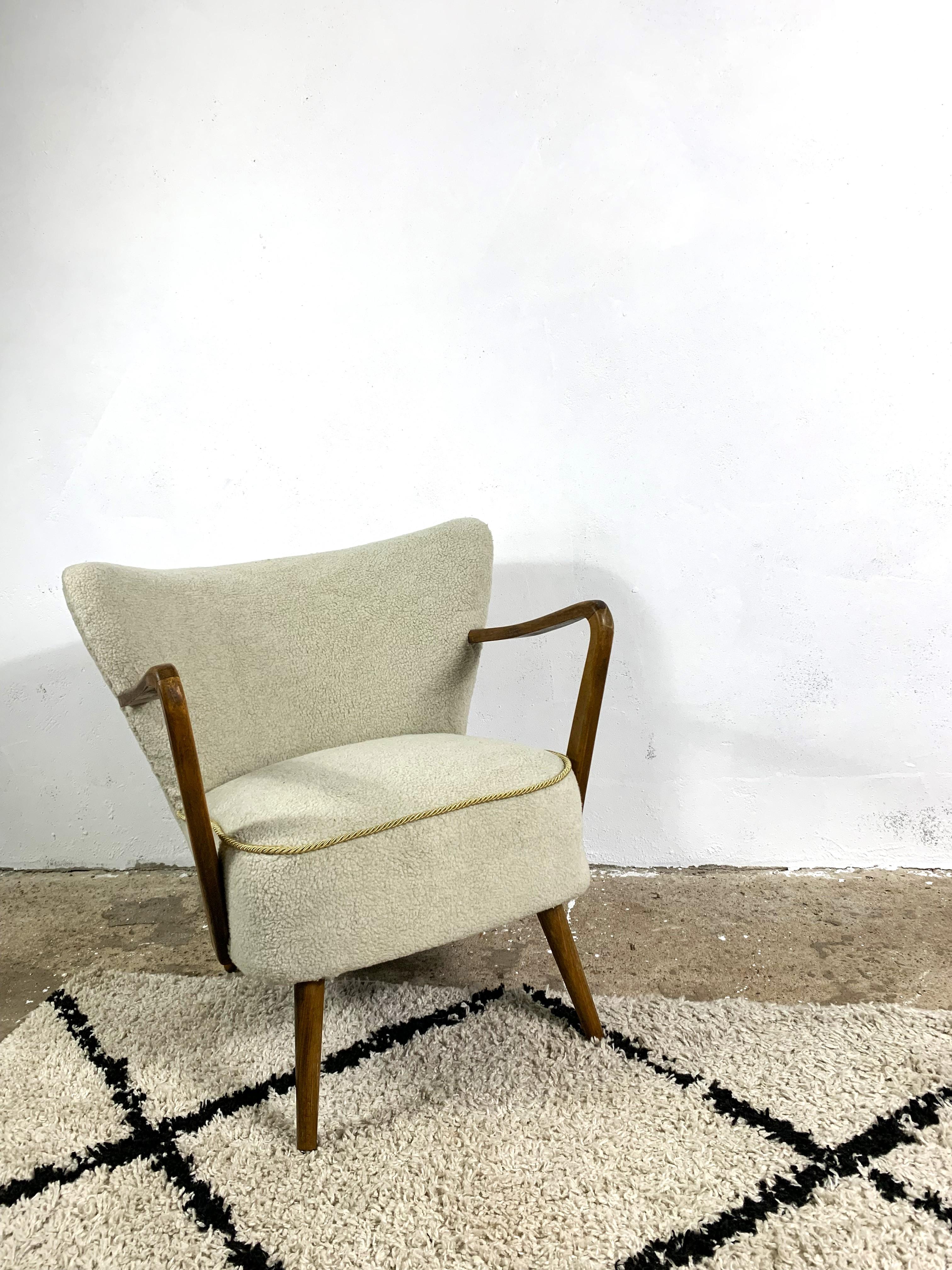Mid Century Club Chair Boucle For Sale 4