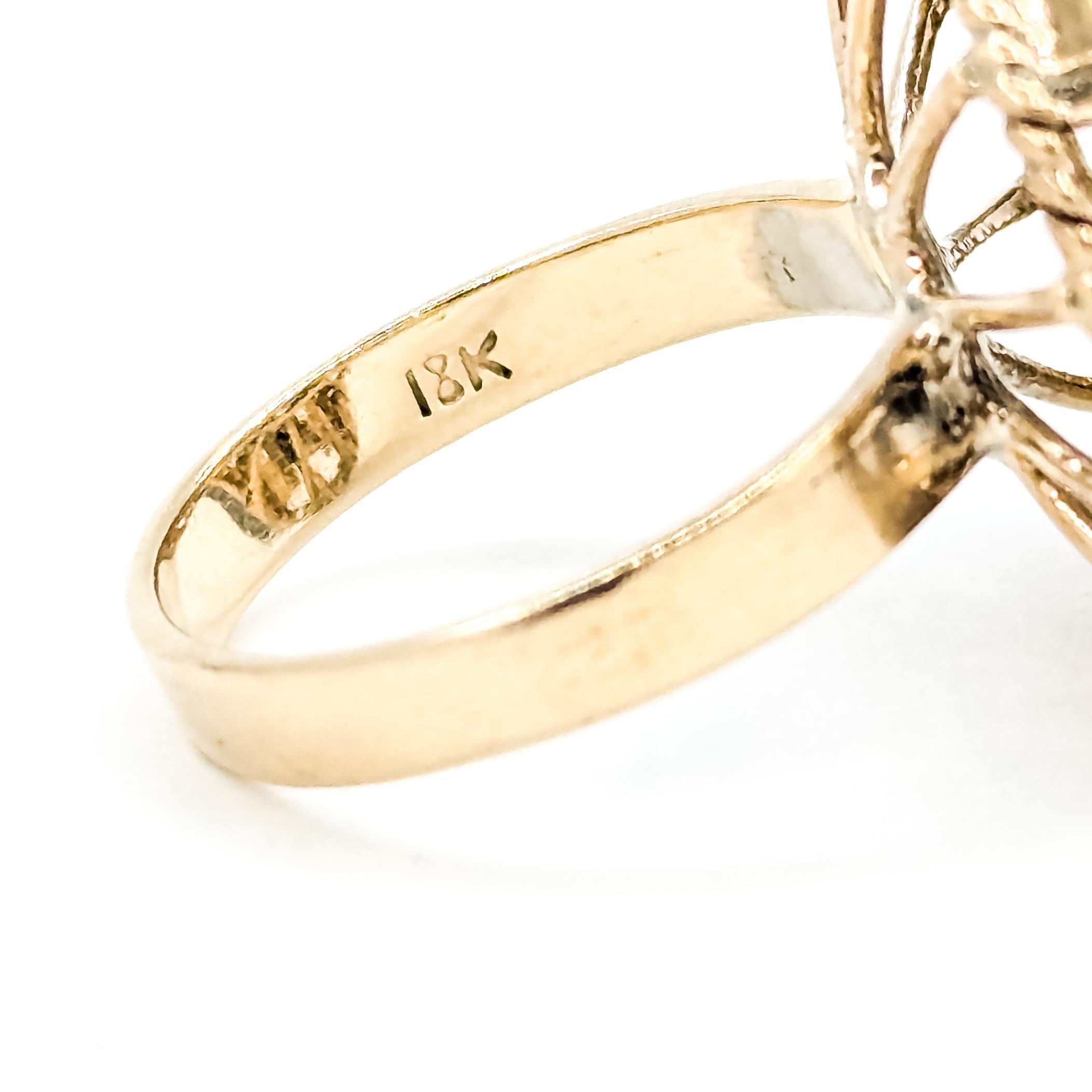 Mid-Century Cluster Ribbon Sapphire Ring in 18k Gelbgold im Angebot 4