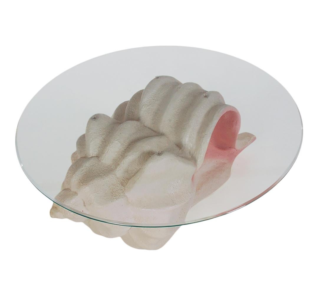 Mid-Century Coastal Modern Shell Form Plaster End Table in White & Pink w/ Glass For Sale 1