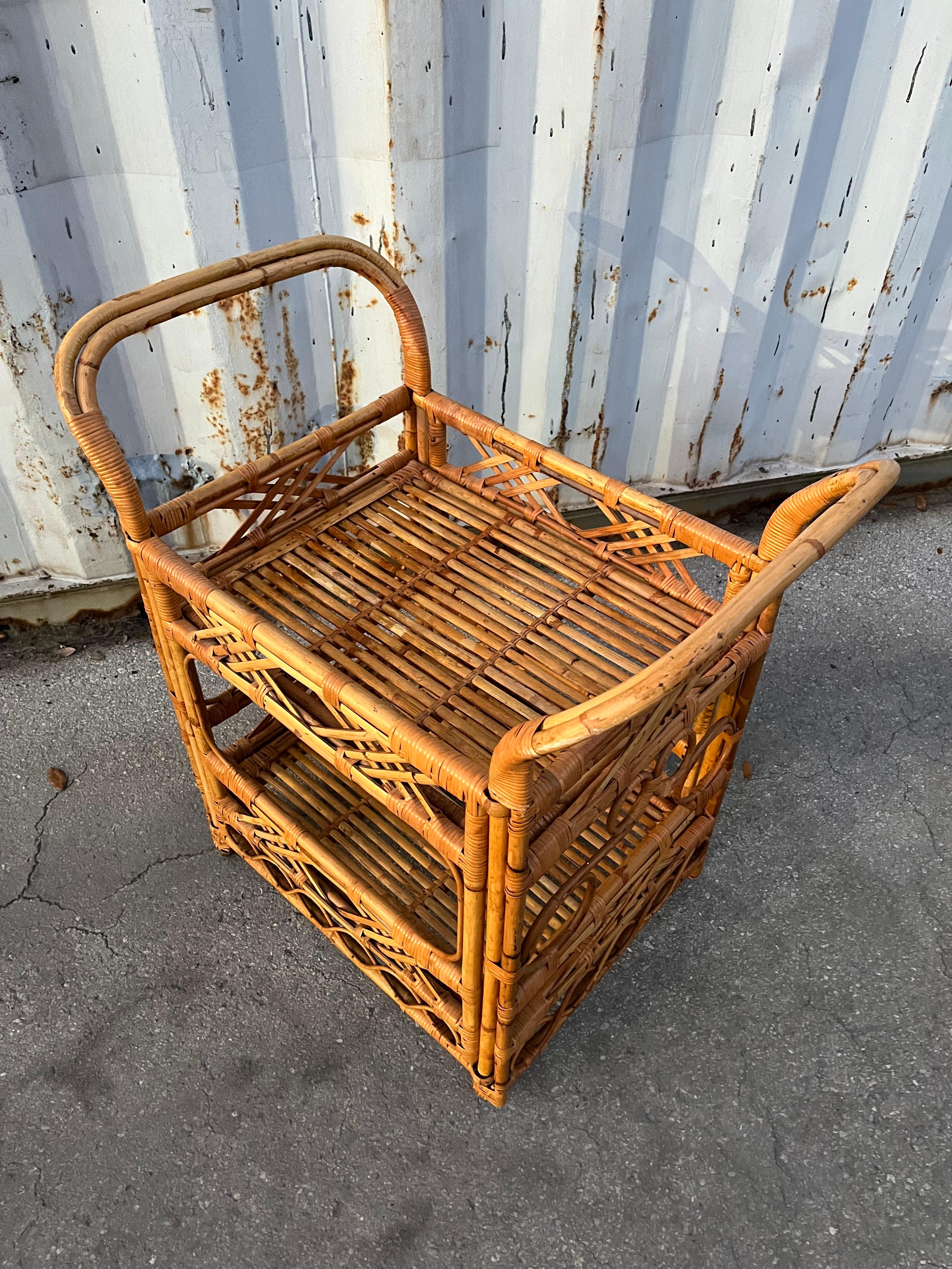 Mid Century Coastal Style Rattan Dry Bar/ Serving Cart. Circa 1970s For Sale 3