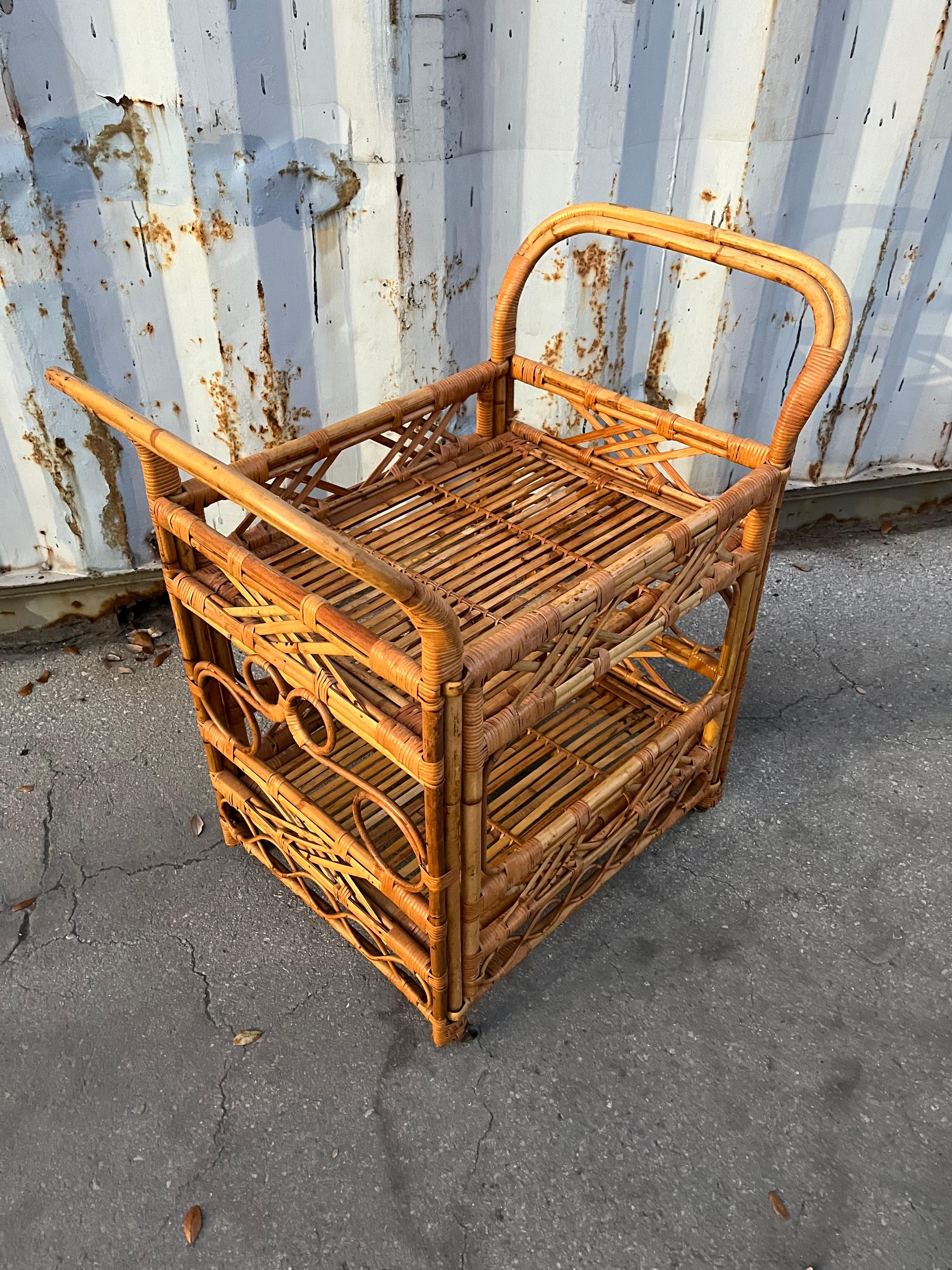 Mid Century Coastal Style Rattan Dry Bar/ Serving Cart. Circa 1970s For Sale 6
