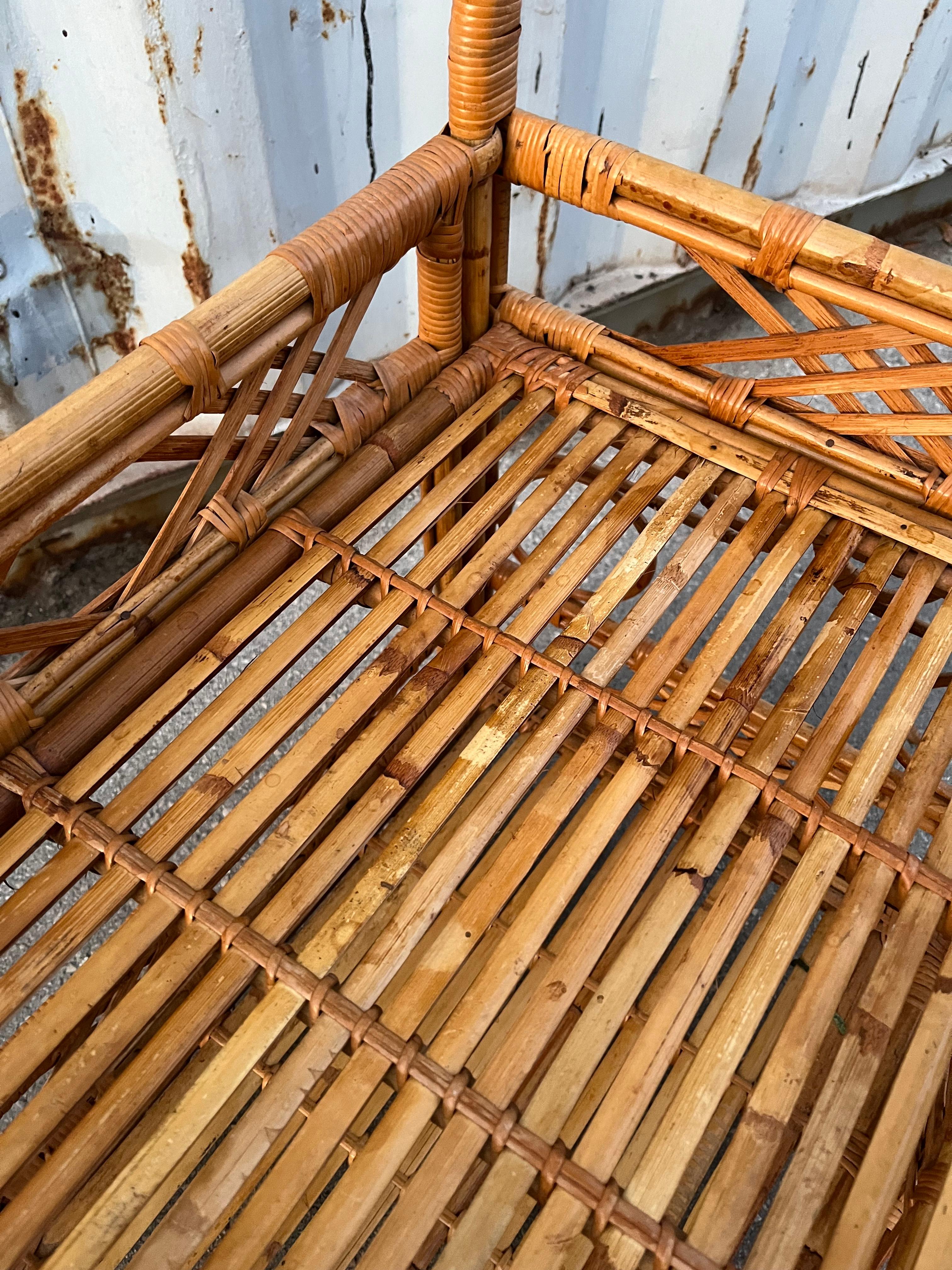 Mid Century Coastal Style Rattan Dry Bar/ Serving Cart. Circa 1970s For Sale 8