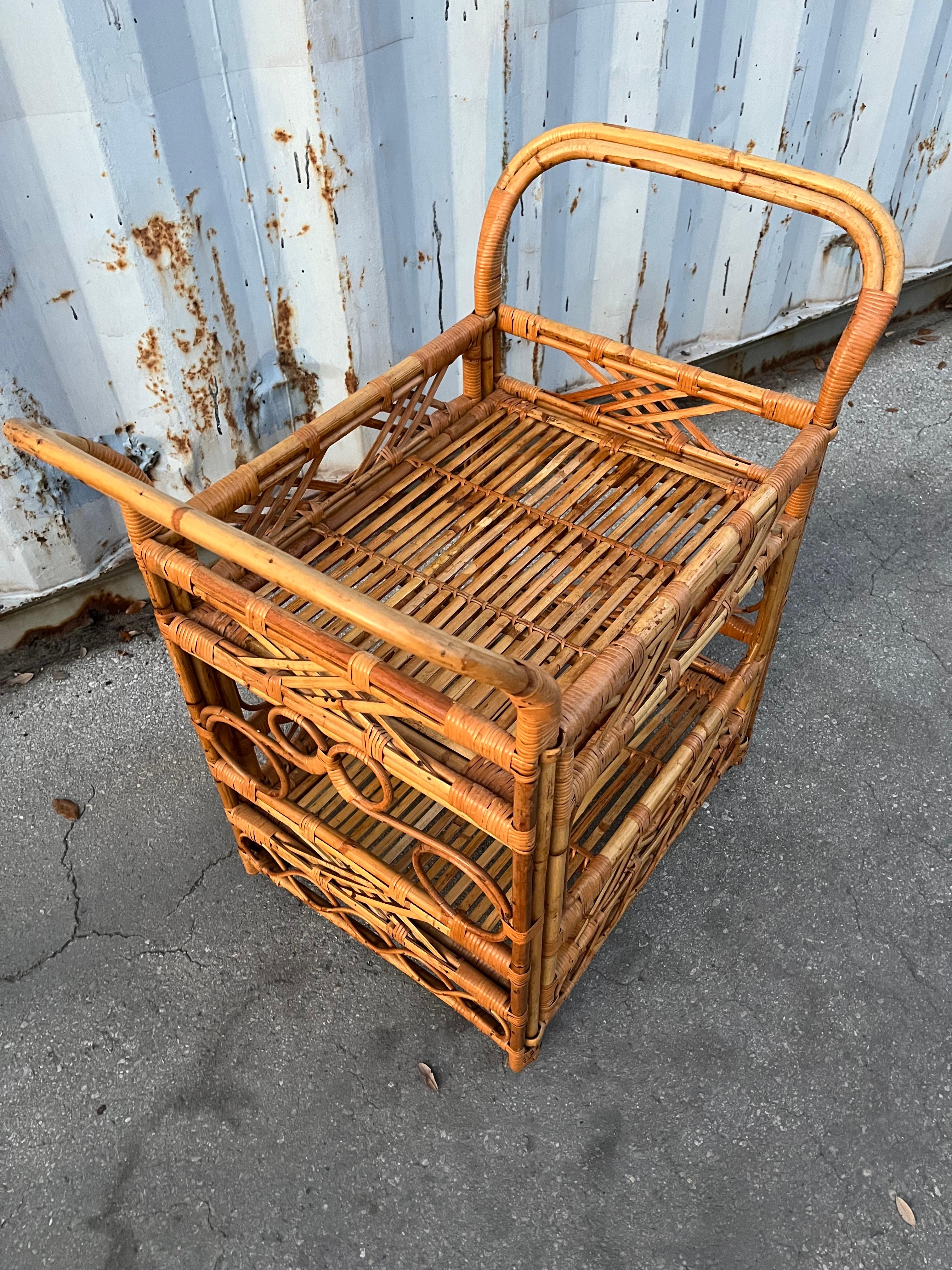 Bamboo Mid Century Coastal Style Rattan Dry Bar/ Serving Cart. Circa 1970s For Sale