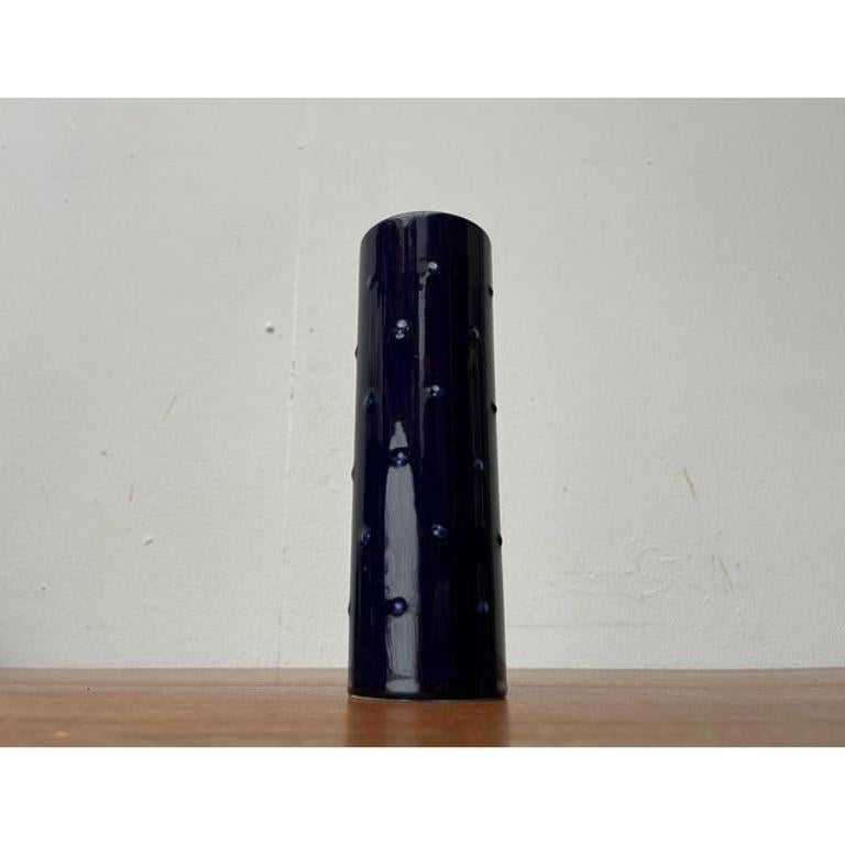 Ceramica Vaso di metà secolo in ceramica blu cobalto della serie Bangkok di Melitta, anni '60 in vendita