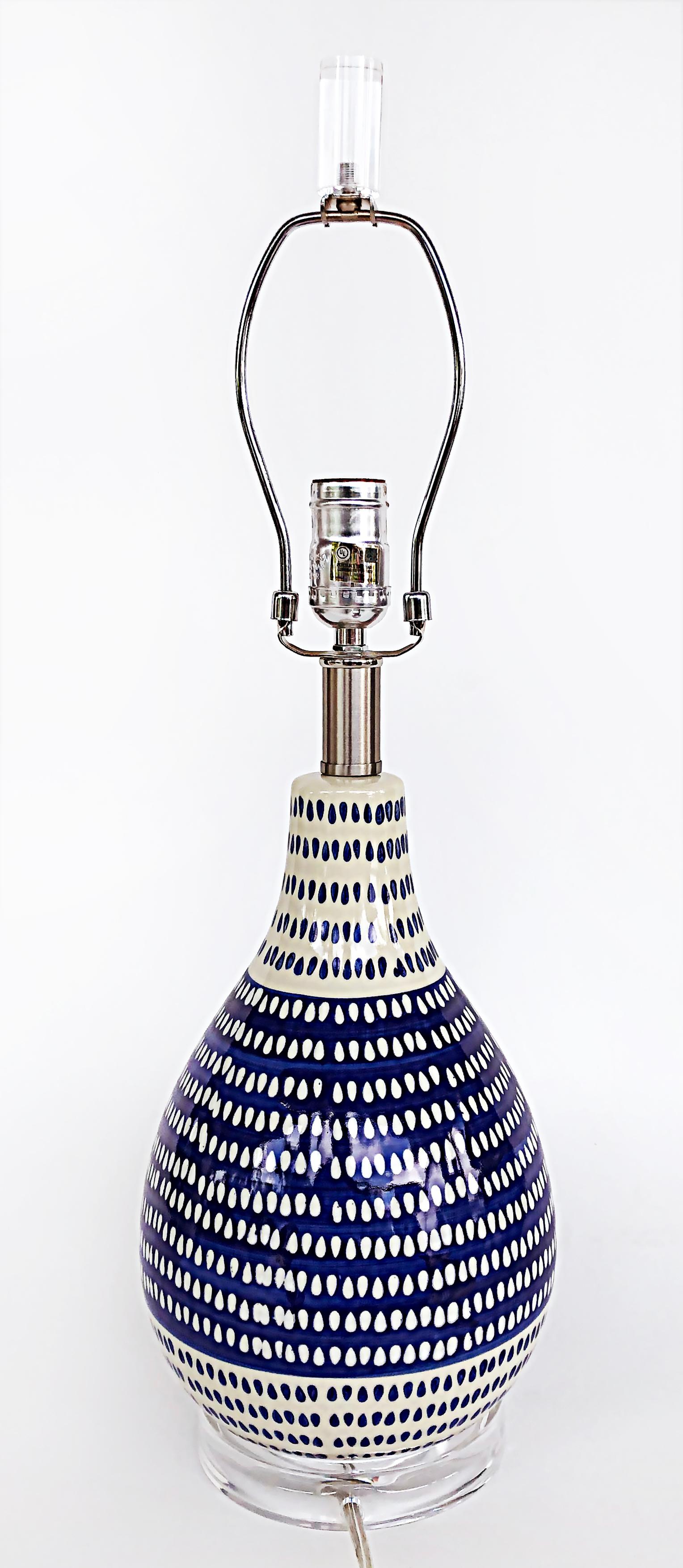 Mid-Century Modern Mid-Century Cobalt Blue, White Ceramic Table Lamp, Lucite Base and Finial
