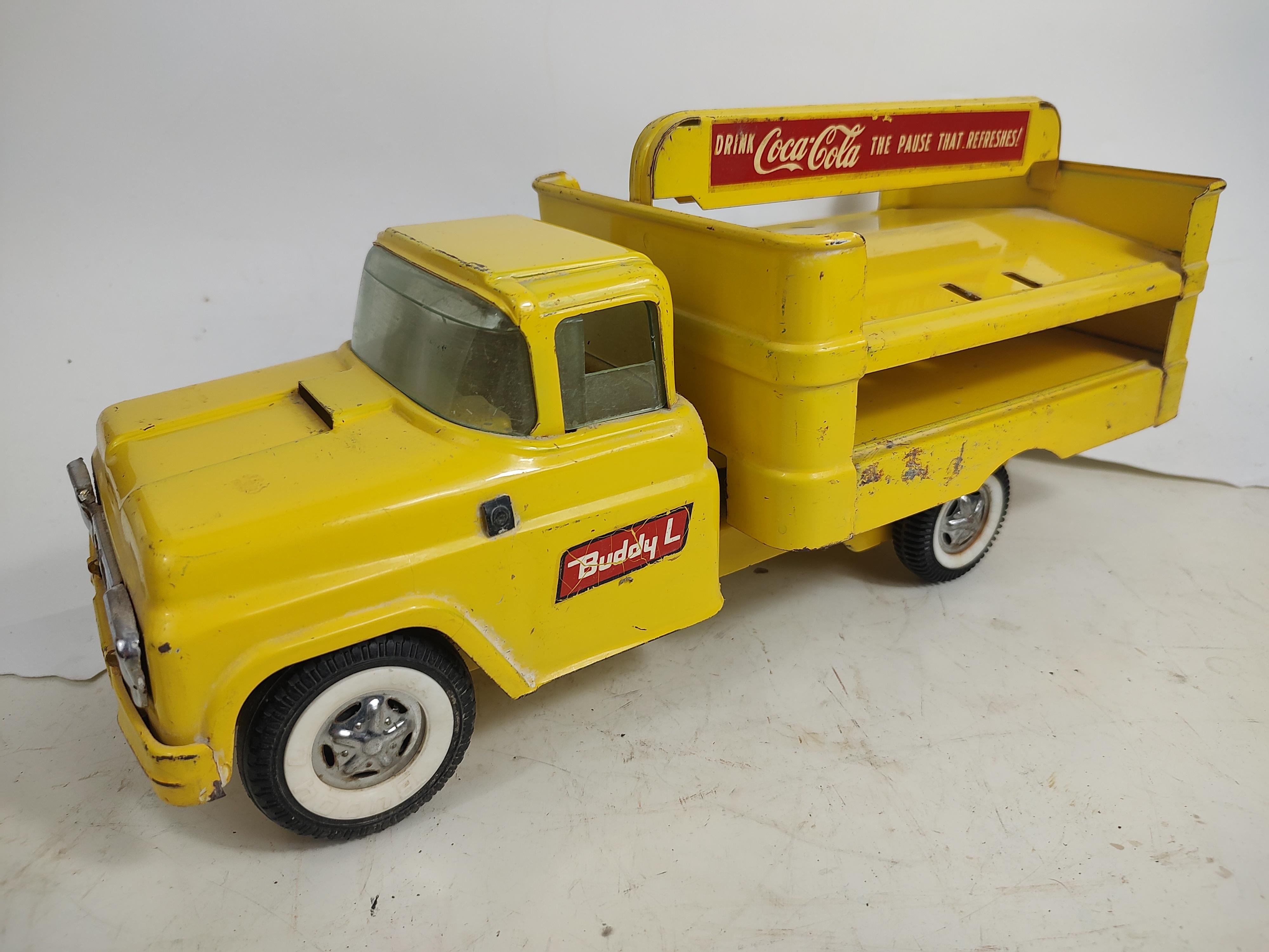 Coca-Cola-Versandwagen aus der Mitte des Jahrhunderts von Buddy L, ca. 1960 im Angebot 2