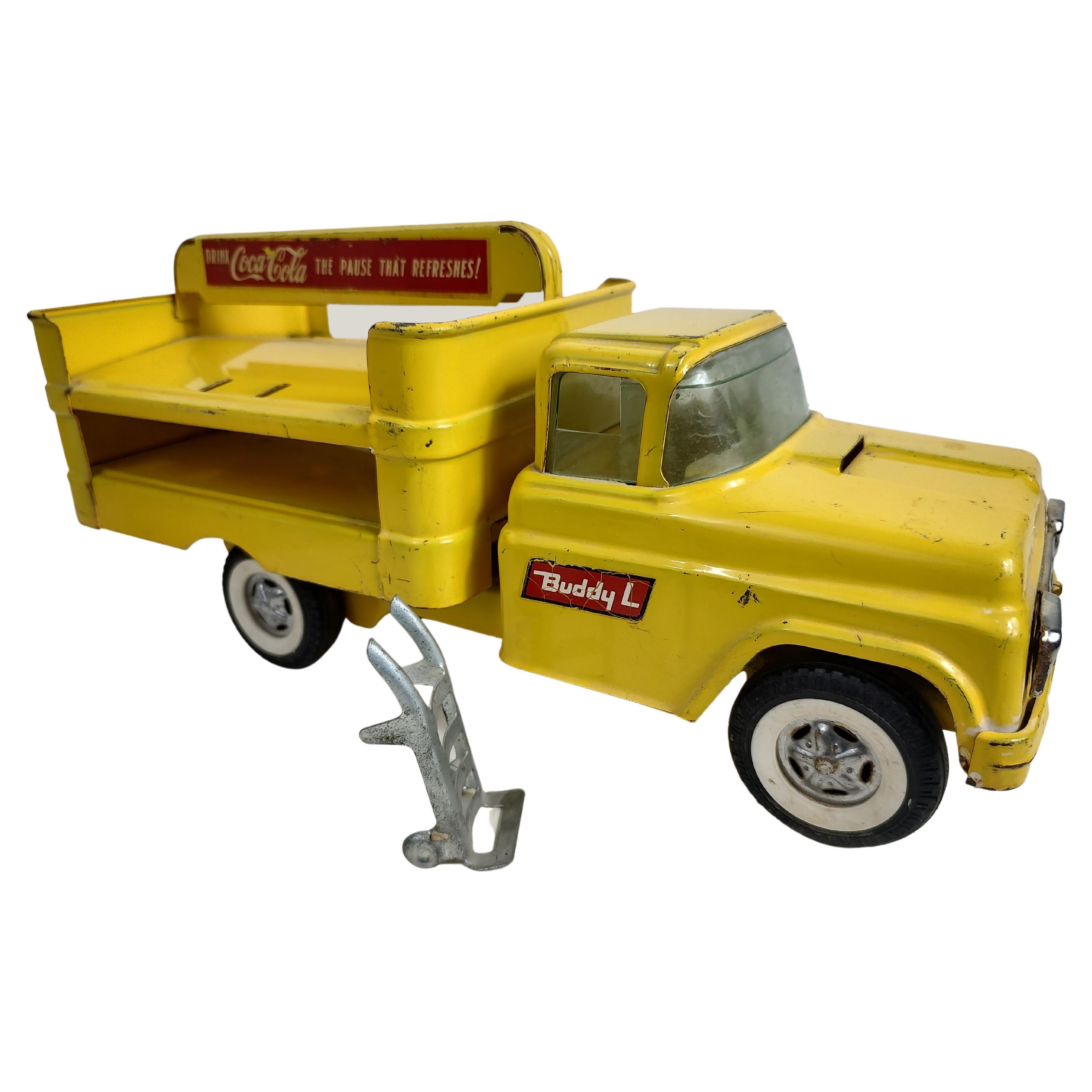 Truck de livraison Coca Cola du milieu du siècle dernier par Buddy L, C1960 en vente