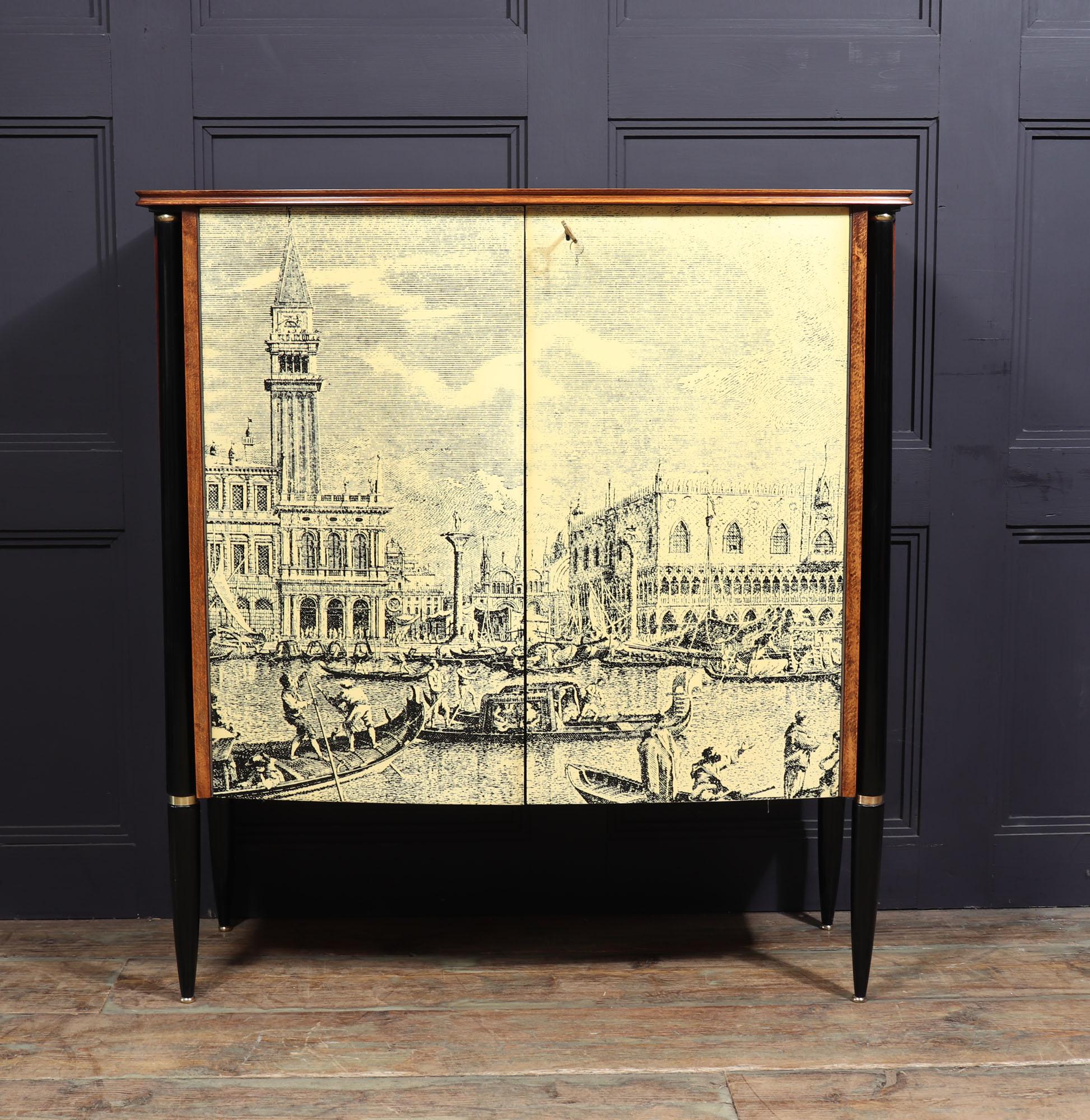 Midcentury Cocktail Cabinet in the Manner of Fornasetti In Good Condition In Paddock Wood Tonbridge, GB