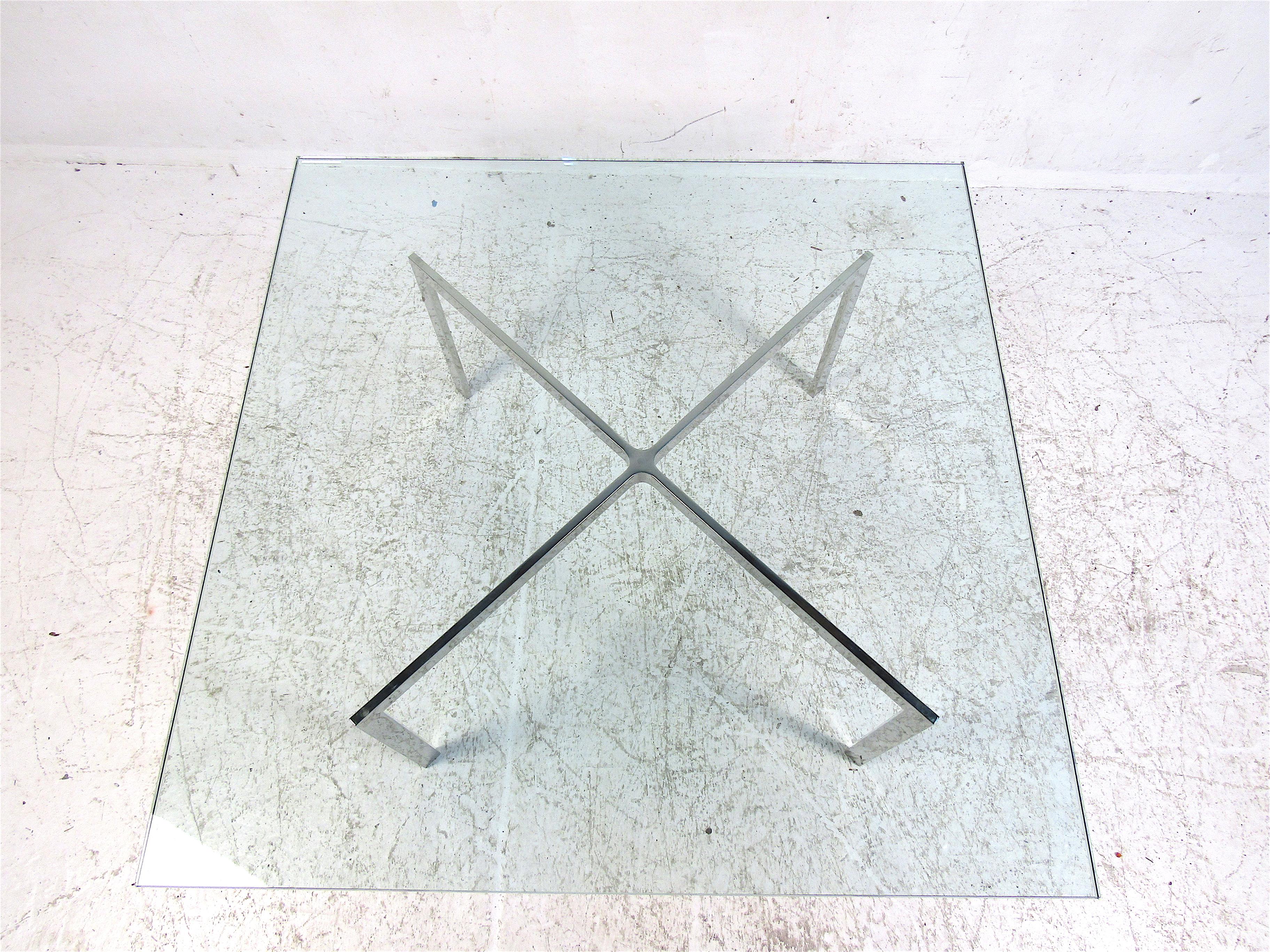 Cocktail Tables Mediados de Siglo siglo XX en venta