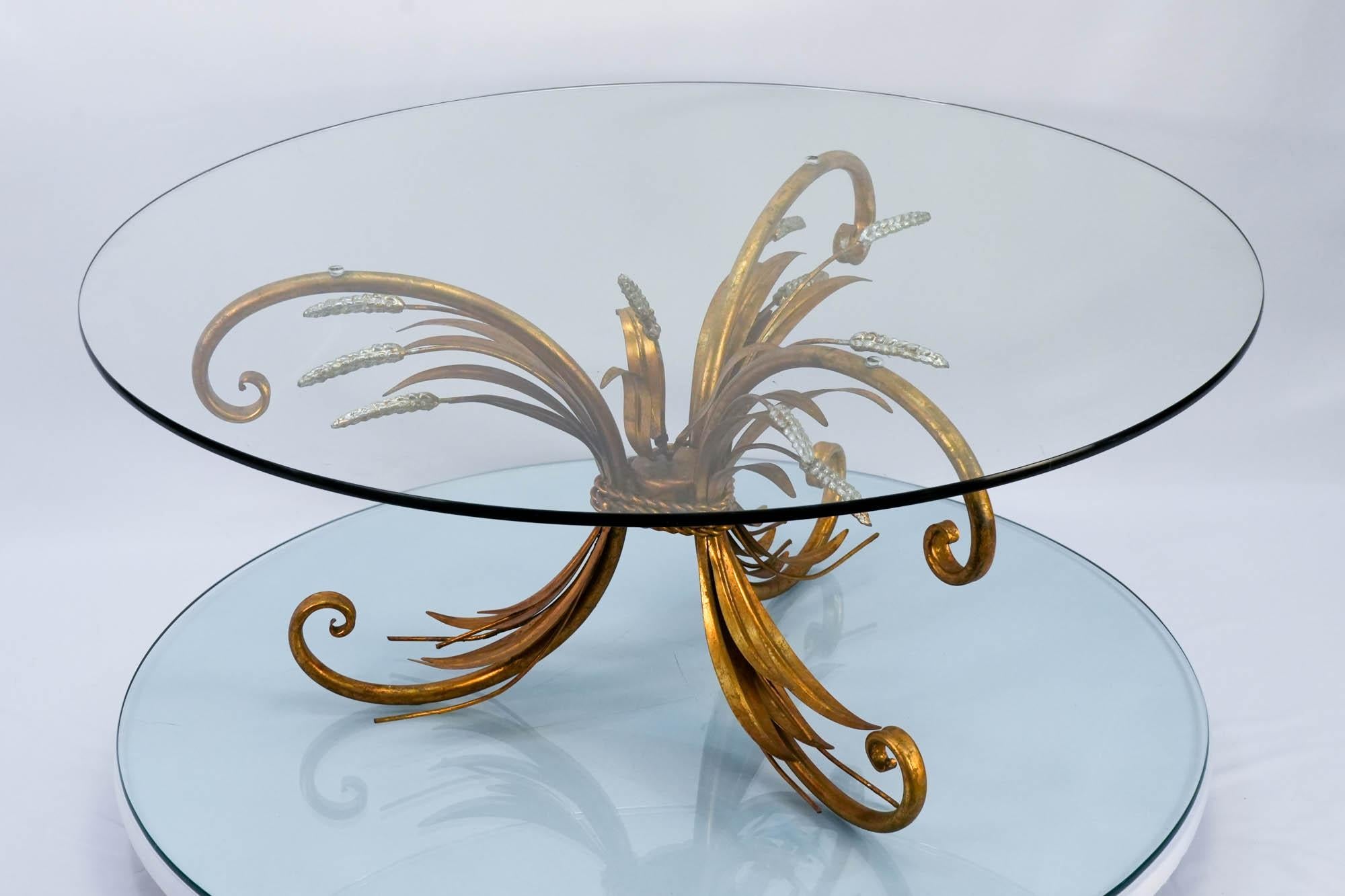 Français Table basse dorée Coco Chanel Hollywood Regency du milieu du siècle dernier en vente