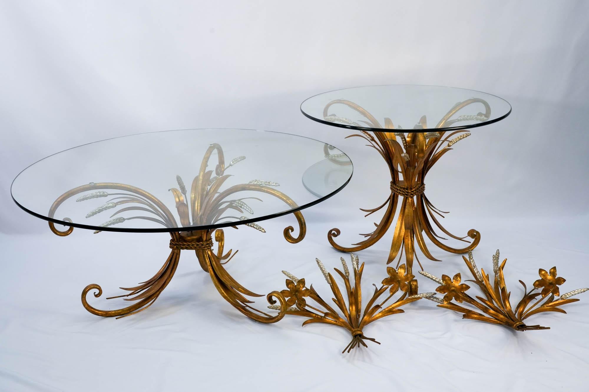 Table basse dorée Coco Chanel Hollywood Regency du milieu du siècle dernier en vente 1