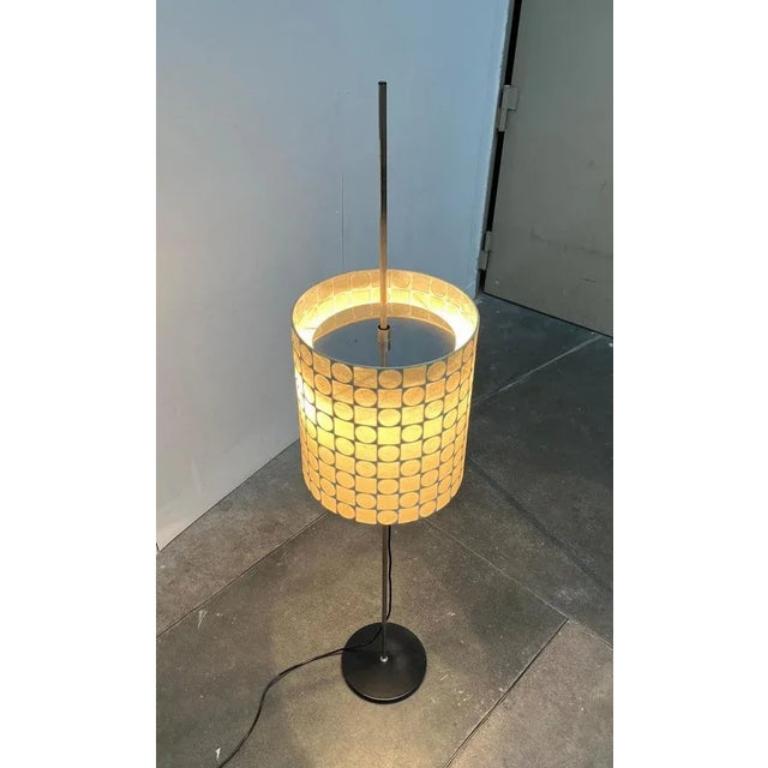 Cocoon Stehlampe aus der Mitte des Jahrhunderts, 1960er Jahre im Angebot 3