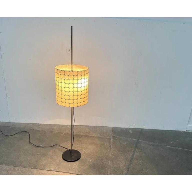 Cocoon Stehlampe aus der Mitte des Jahrhunderts, 1960er Jahre (Metall) im Angebot
