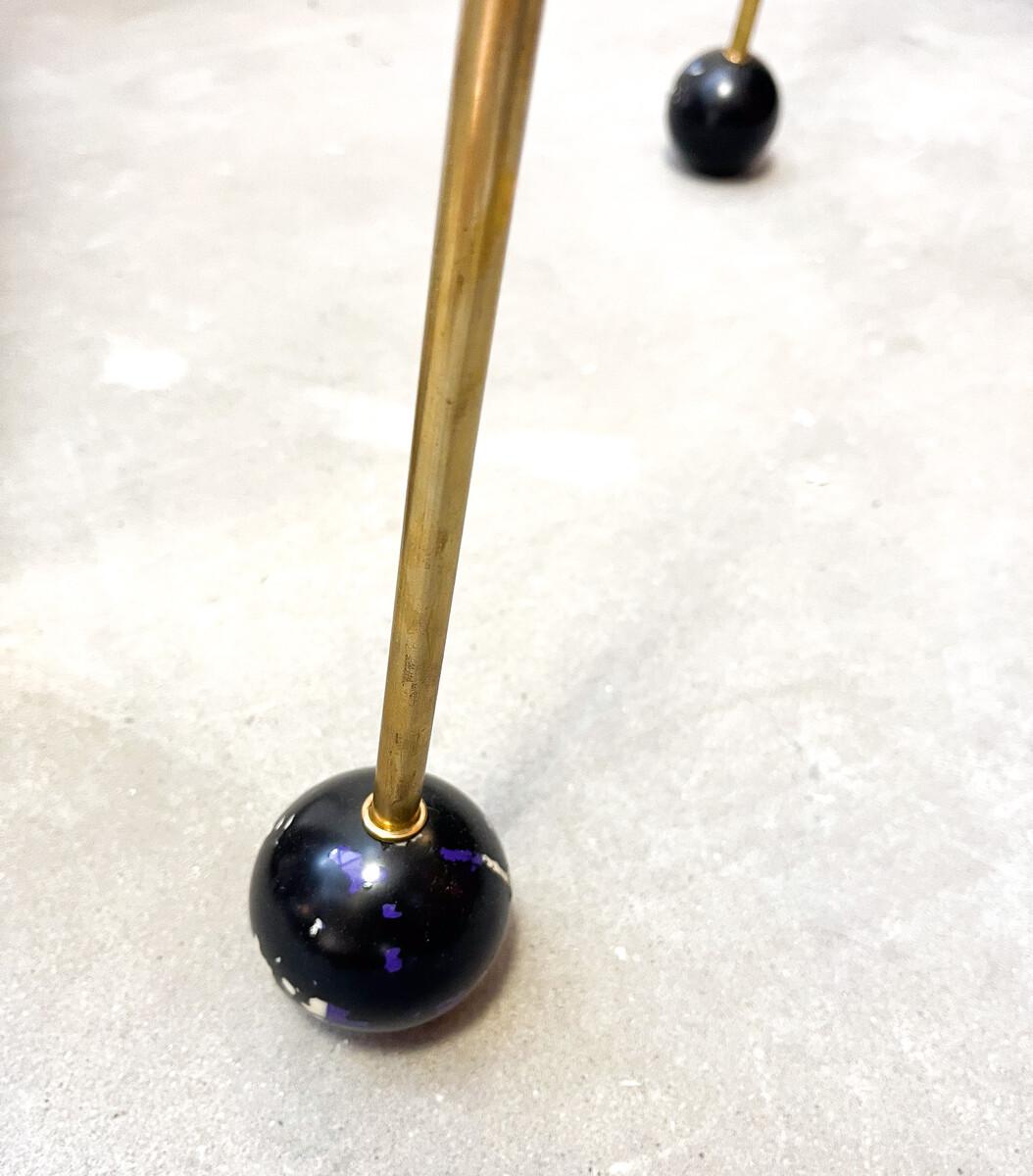 Metal Mid-Century Cocoon Floor Lamp, Italy, 1970s For Sale