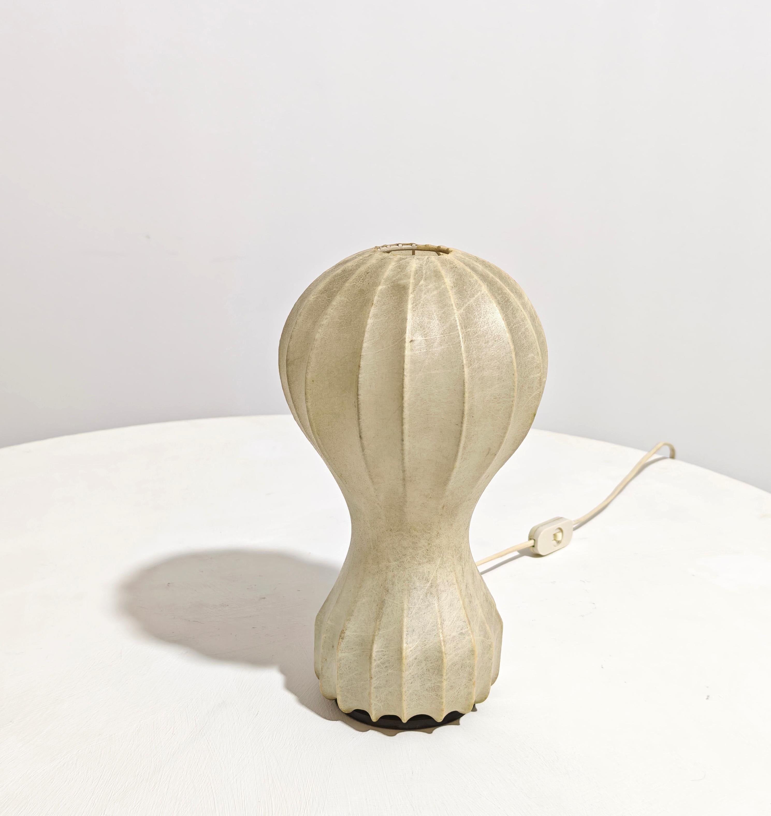 Lampe de table 'Gatto' Cocoon du milieu du siècle Achille & Pier Castiglioni Flos Italie 62s en vente 6