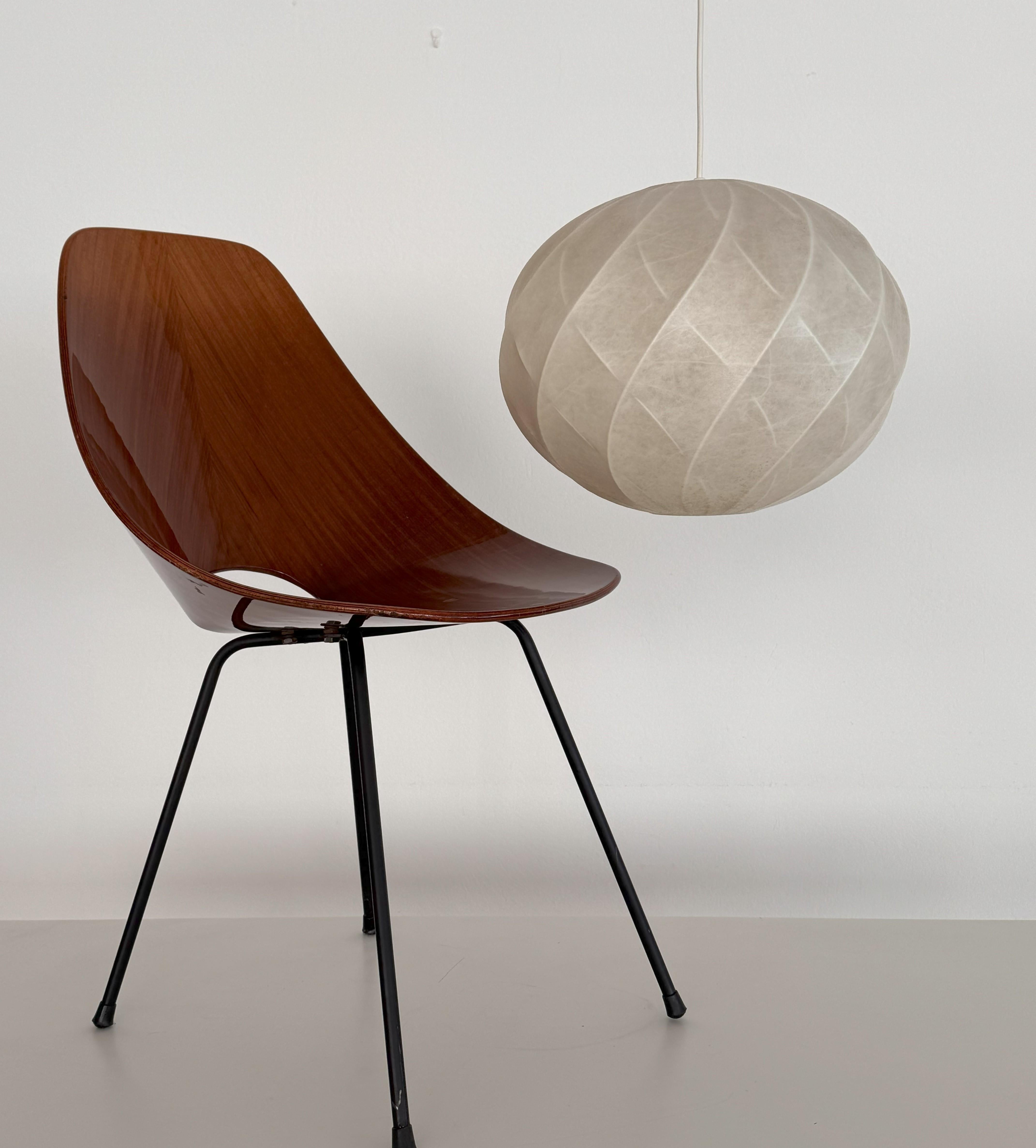 Mid-Century moderno Lampada a sospensione Cocoon di Goldkant, metà secolo, anni '80 in vendita